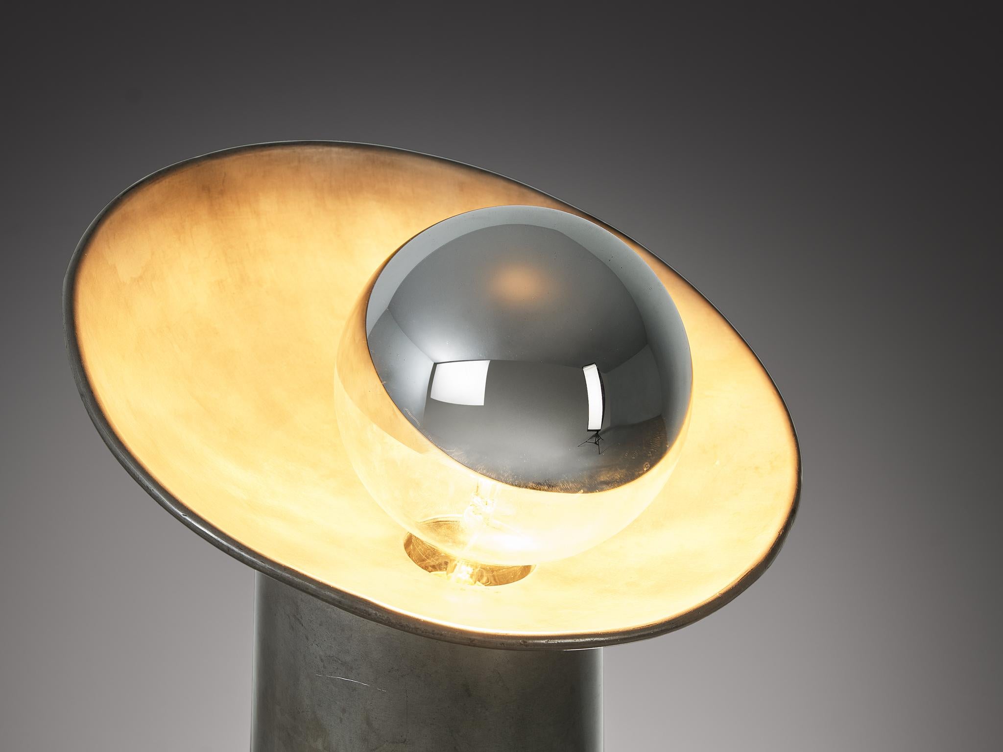 Mid-Century Modern Gjlla Giani for Nucleo Sormani ‘Radar’ Table Lamp in Pewter
