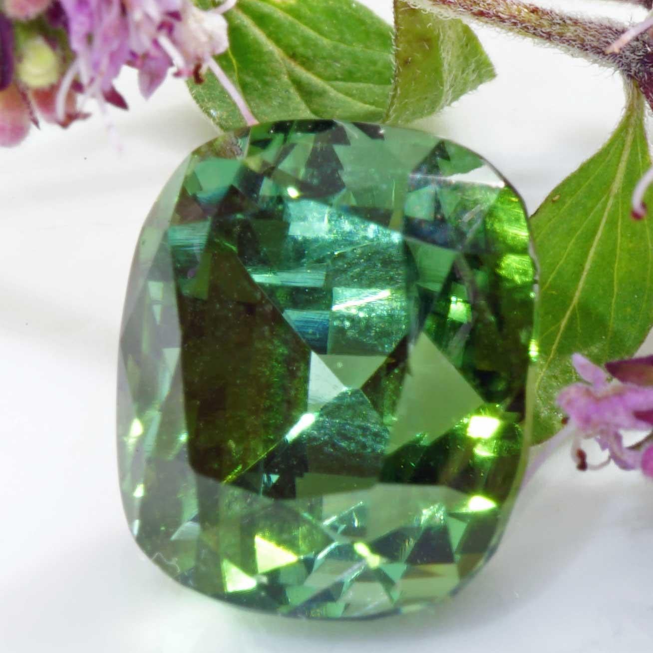 Certificato GLA Tormalina  Afghanistan verde-menta 8,45 ct Gemma da investimento in vendita 2