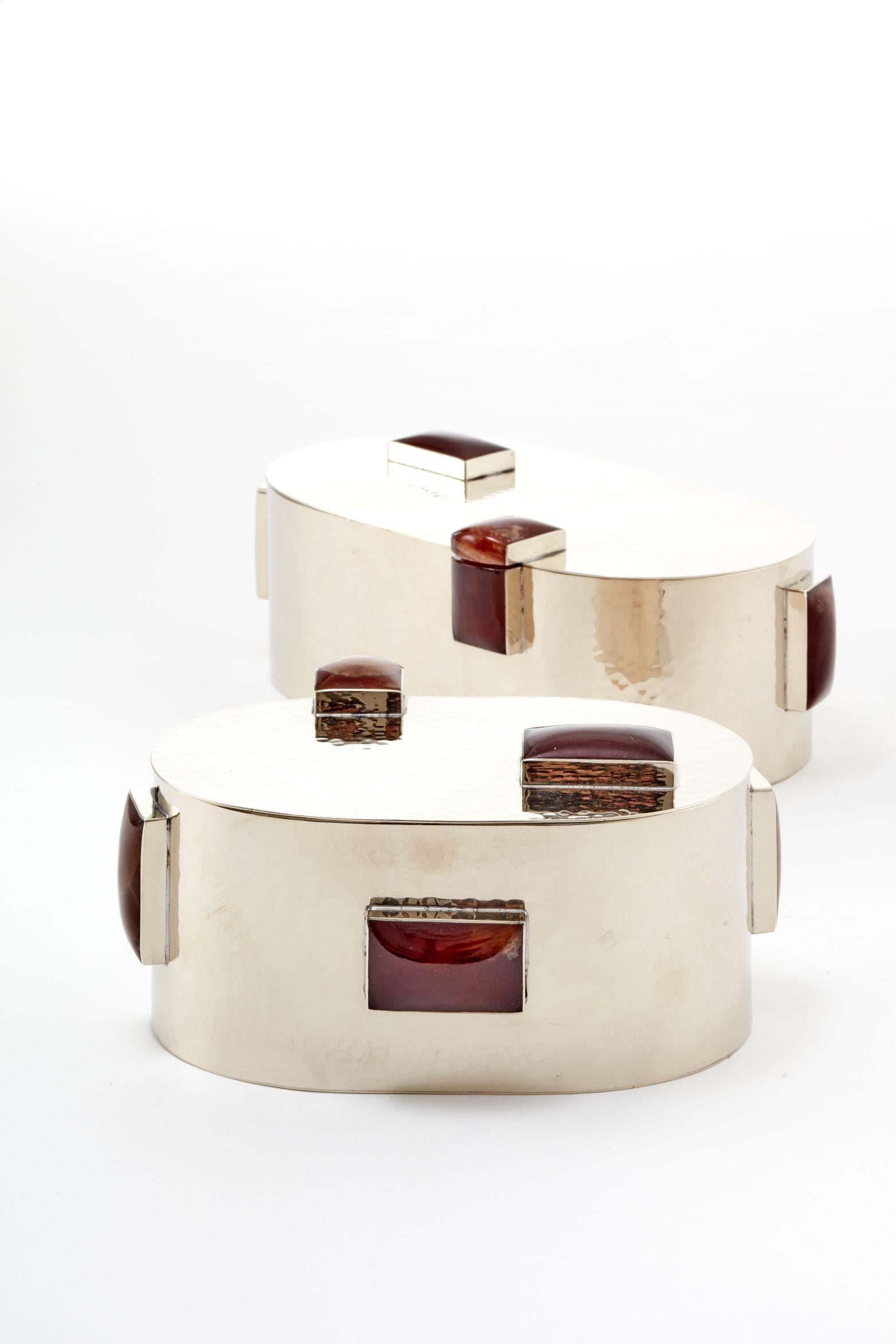 Modern Glaciar Large Silver Alpaca & Bordeaux Onyx Stone Box For Sale