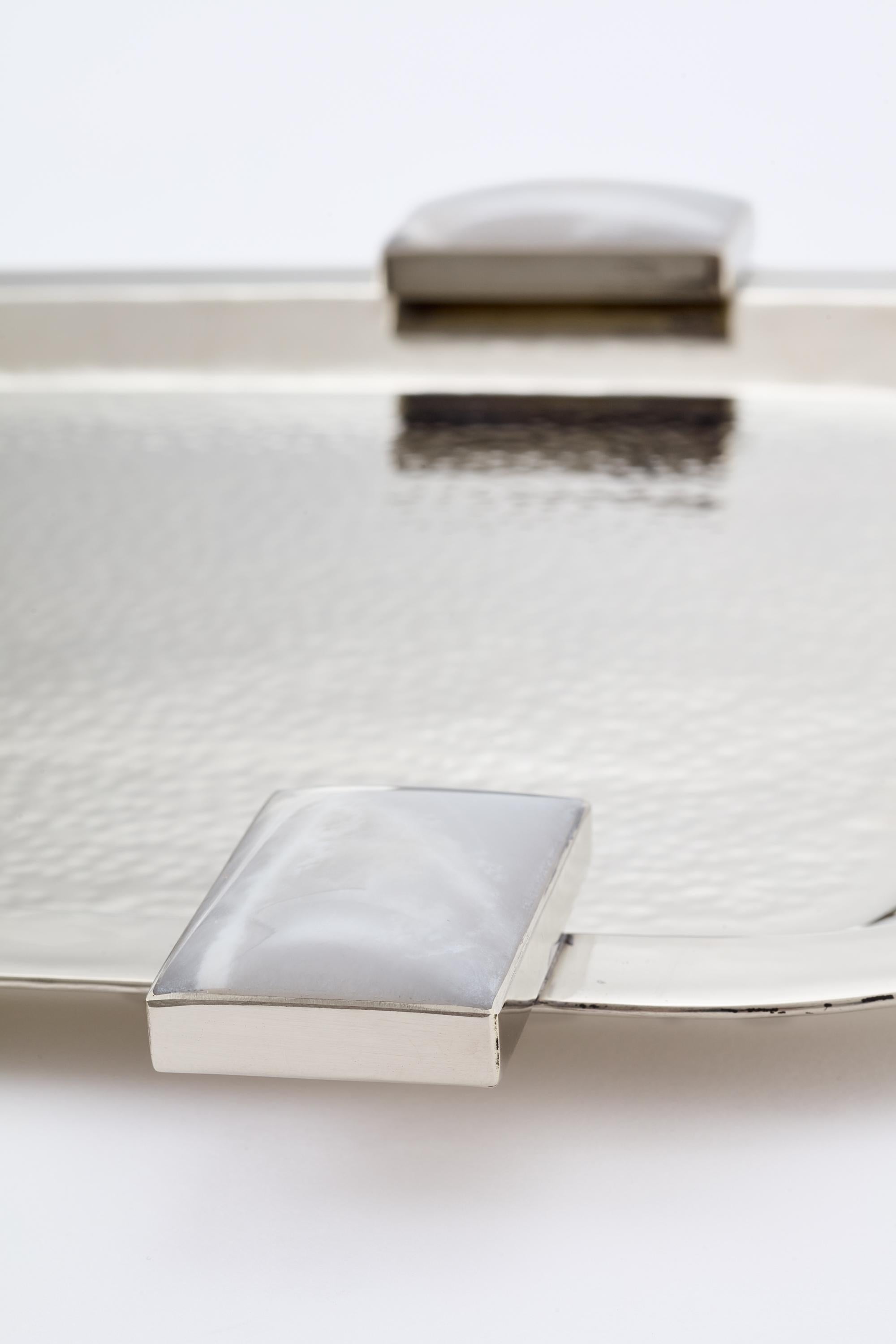 Modern Glaciar Small Silver Alpaca & Cream Onyx Stone Square Tray For Sale