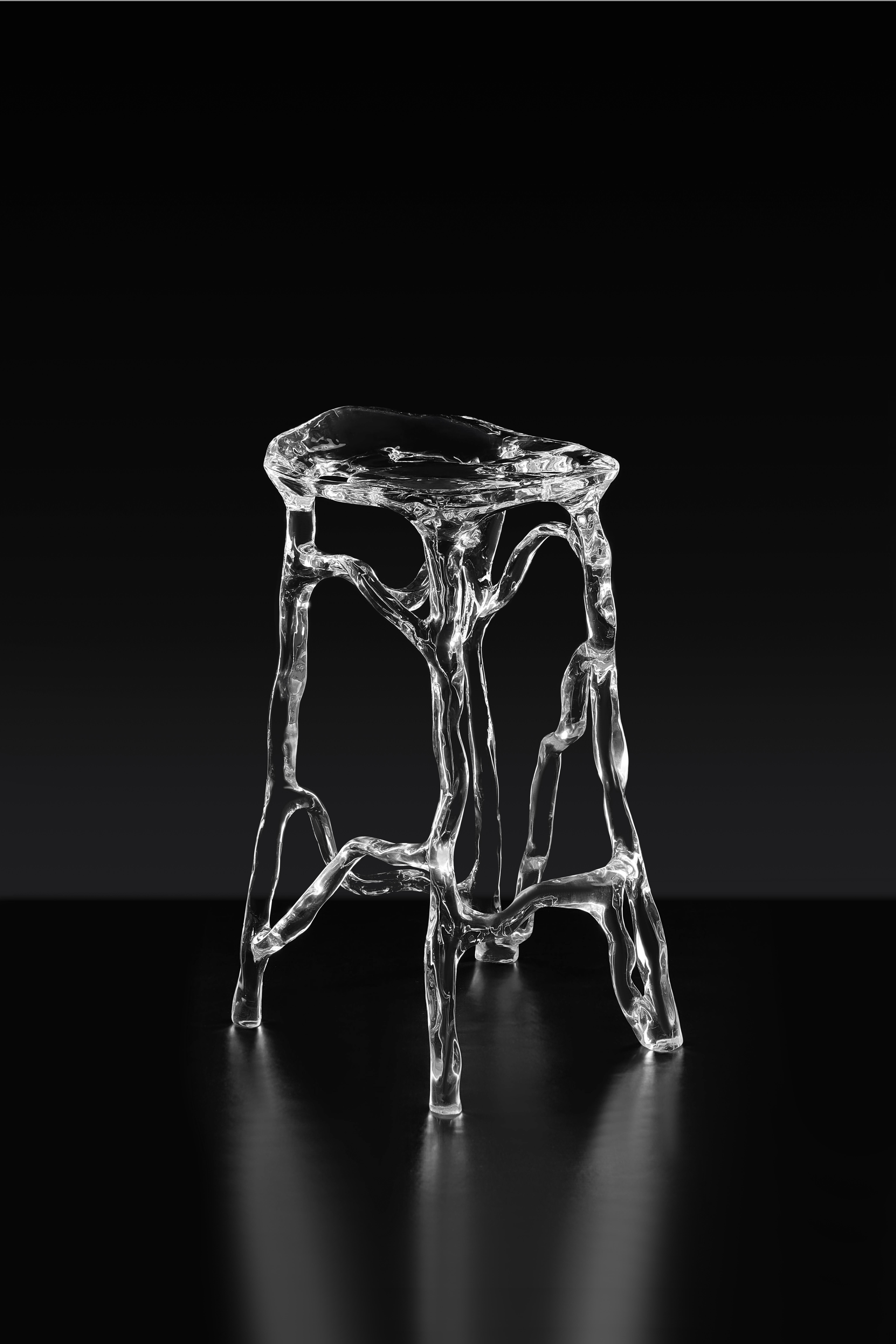 Fatto a mano Sgabello Twining in cristallo Glacier della collezione BODEGA di Gordon Gu in vendita