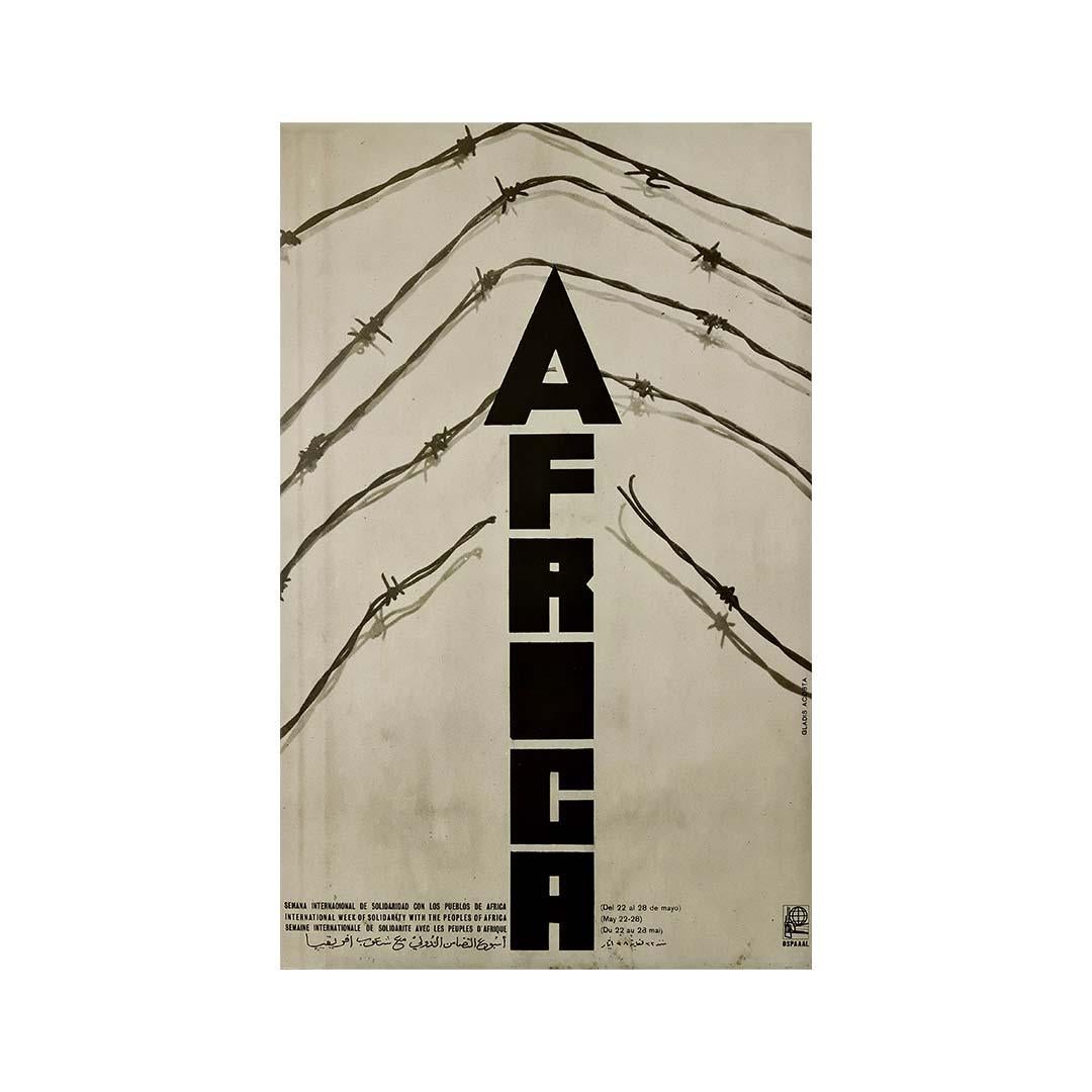 Dieses originale OSPAAAL-Plakat von Gladys Acosta aus der Zeit um 1970 zeigt die brutale Realität der kolonialen Unterdrückung in Afrika in eindringlicher grafischer Klarheit und ist kompromisslos. Das Plakat, das anlässlich der Internationalen