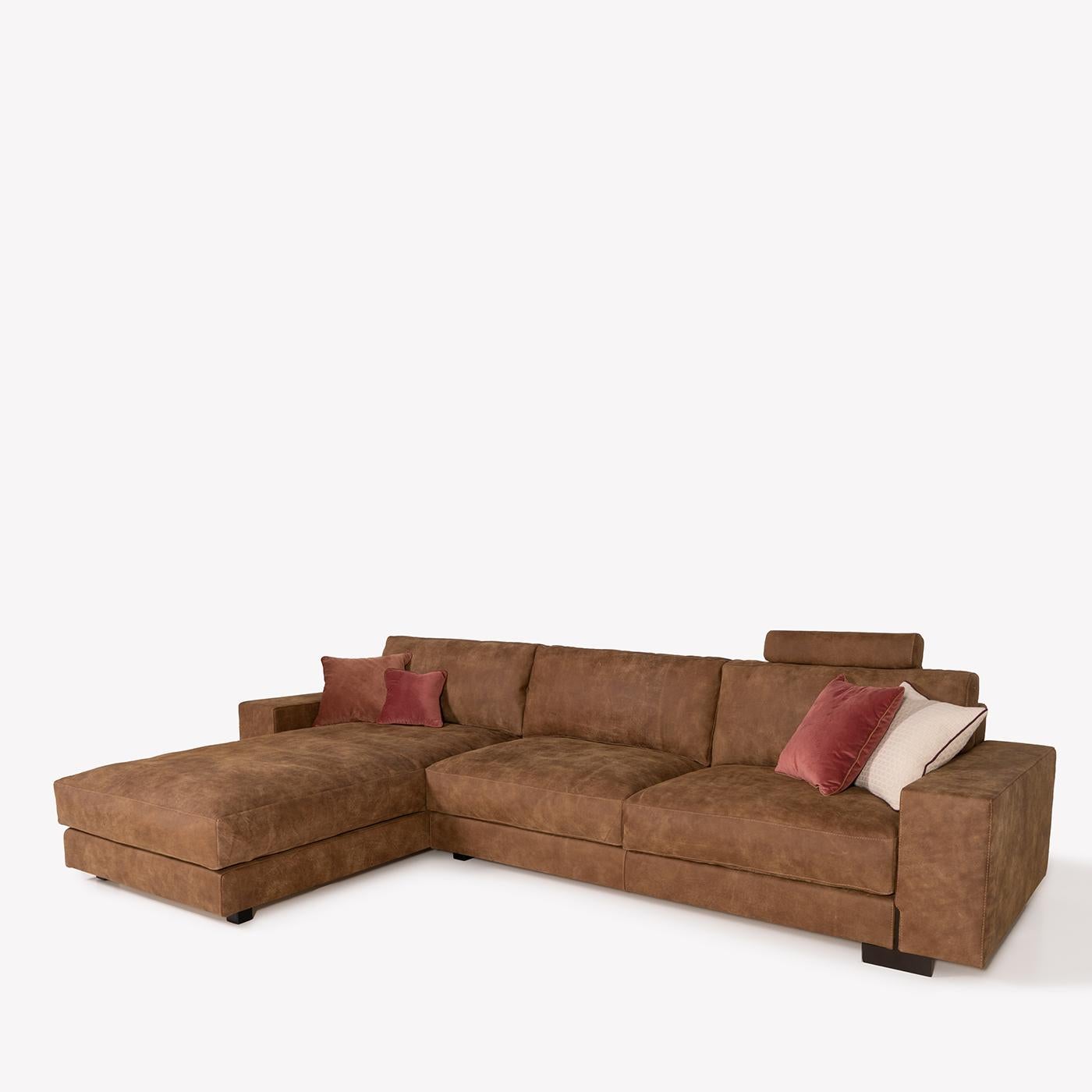 The You Glam sofa, from Tribeca Collection, is the quintessence of the contemporary modular sofa, which can be really composed in infinite variations of dimensions and solutions. It is a very rigorous sofa, geometric in the frame, but soft in the
