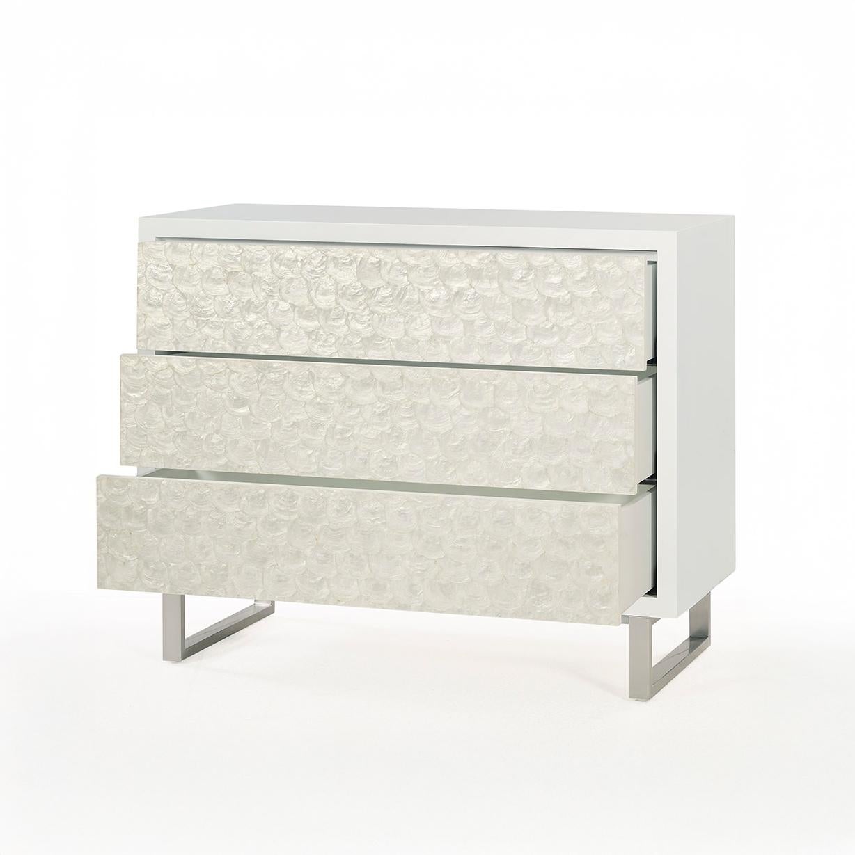Vietnamita Cassettiera minimalista glam in vendita