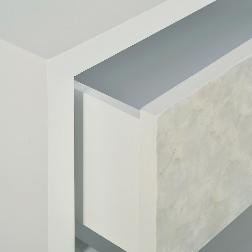 XXI secolo e contemporaneo Cassettiera minimalista glam in vendita