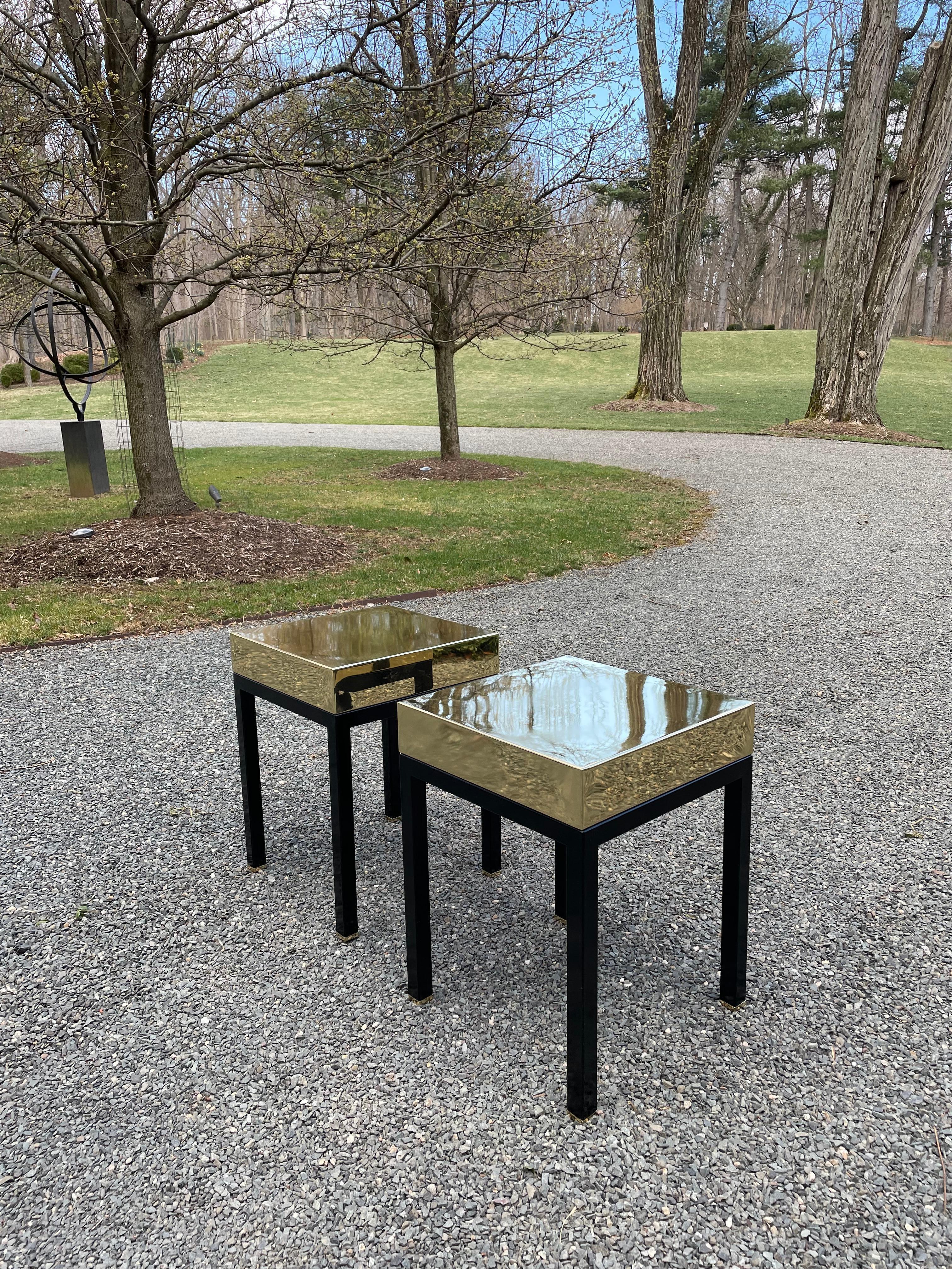 Glam Pair of Sleek Modernist Brass & Ebonized Wood End Tables 3
