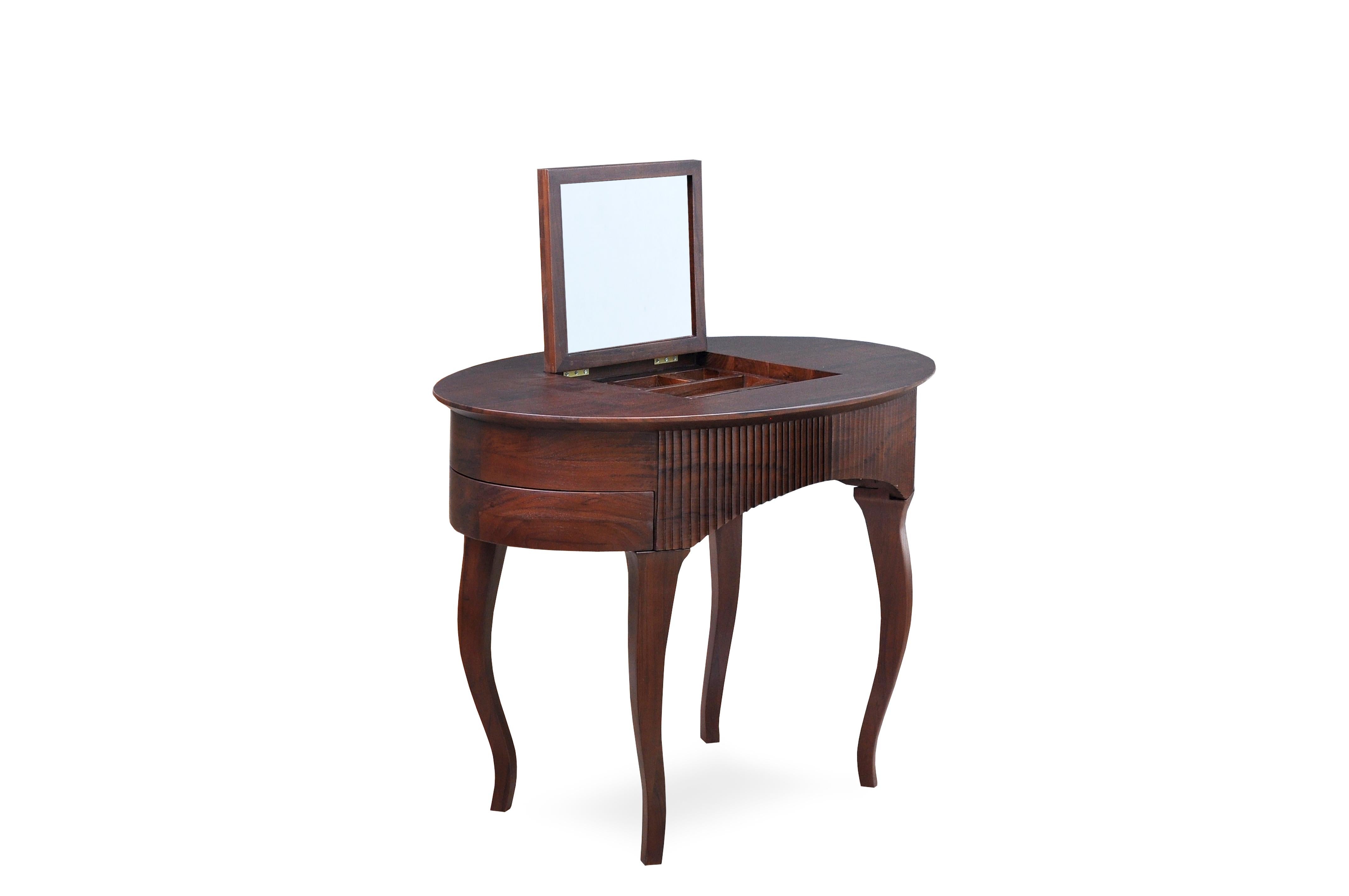 Contemporary Glam Station Dressing Table with Matching Chair For Sale