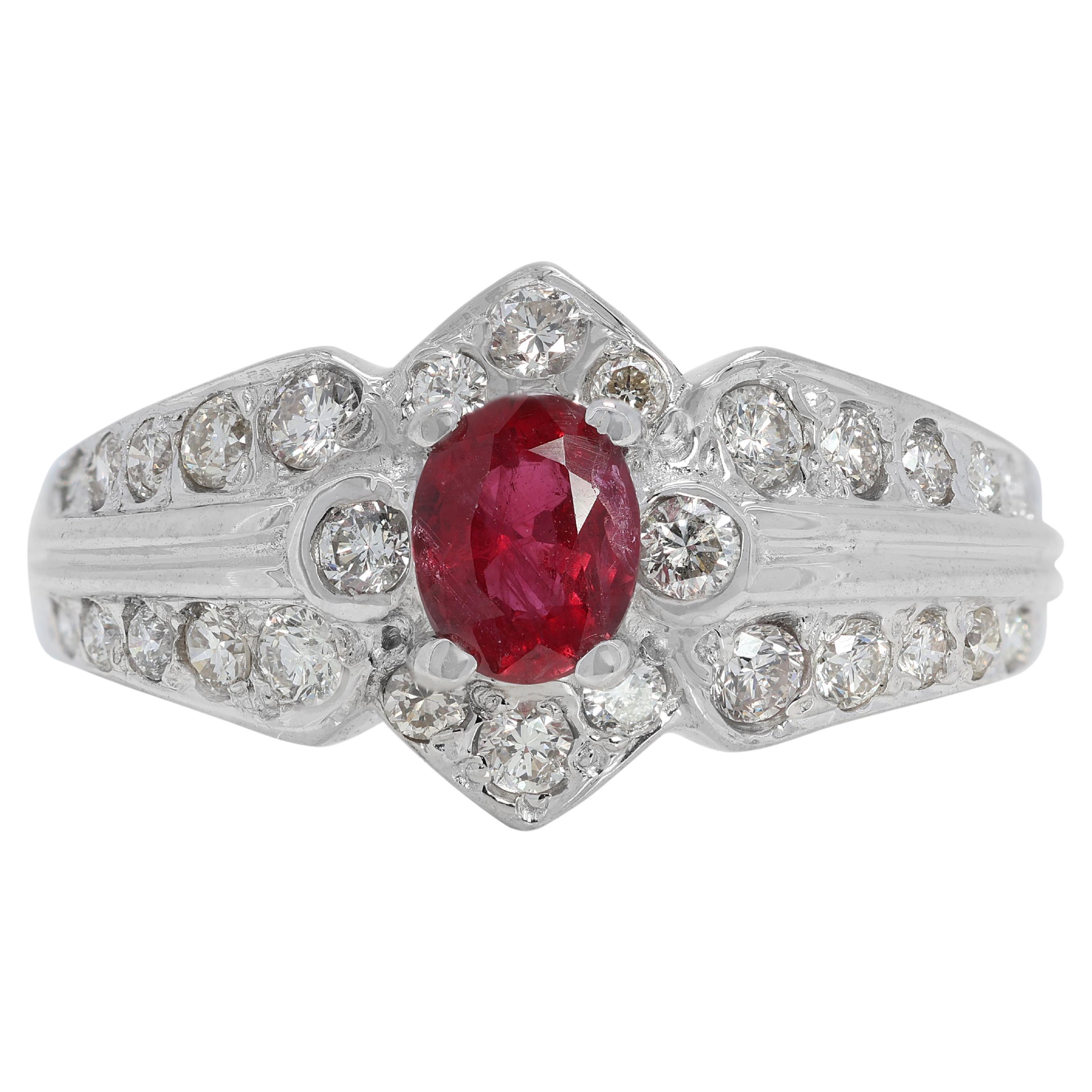 Glamorous 0.28ct Ruby Ring with Natural Diamonds in 18K White Gold For Sale
