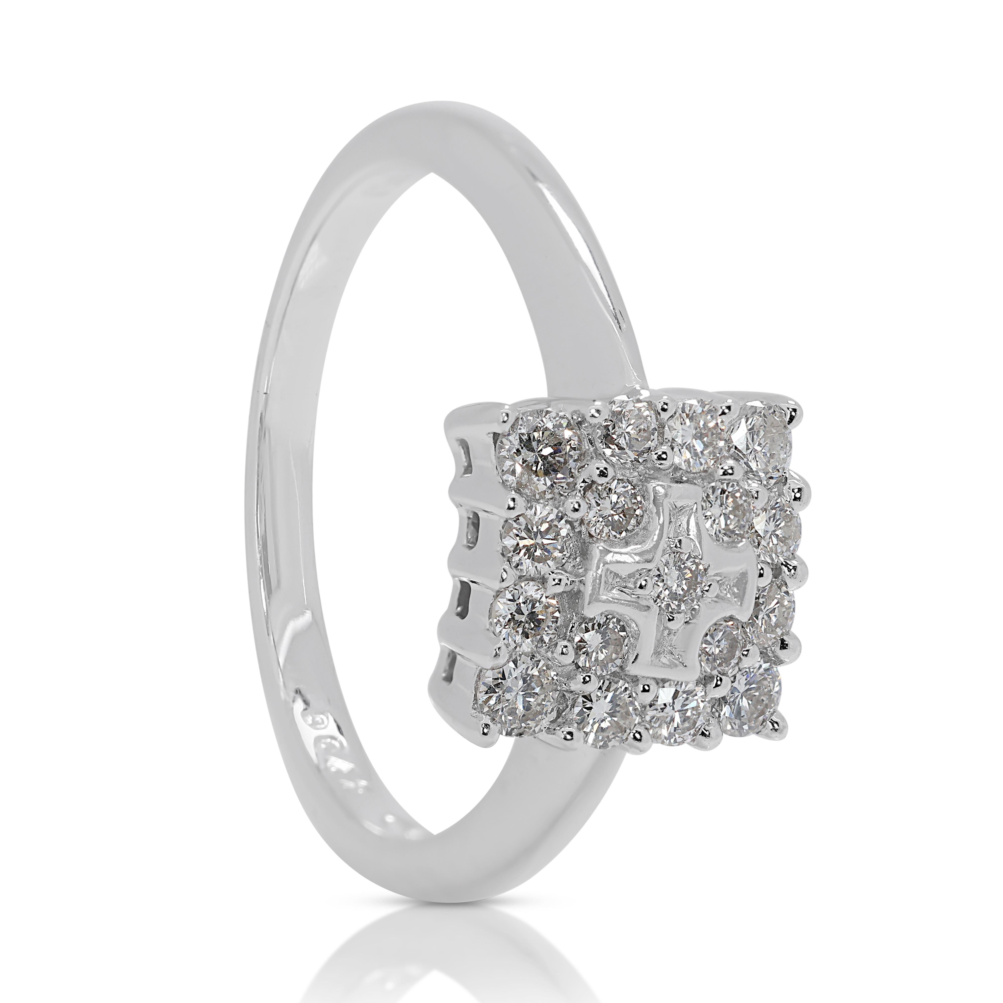 Erobern Sie die Herzen mit diesem exquisiten Ring aus 18 Karat Weißgold - ein zeitloser Schatz, der darauf wartet, entdeckt zu werden. Siebzehn schillernde runde Brillanten mit einem Gesamtkaratgewicht von 0,42ct. Jeder Diamant besticht durch die