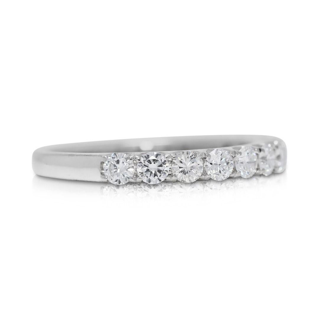Glamorous 0.51ct Natural Diamond Half Eternity Ring in 18K White Gold (Rundschliff) im Angebot