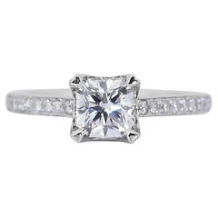 Glamorous 0.87ct Halo Diamond Ring in 18K White Gold