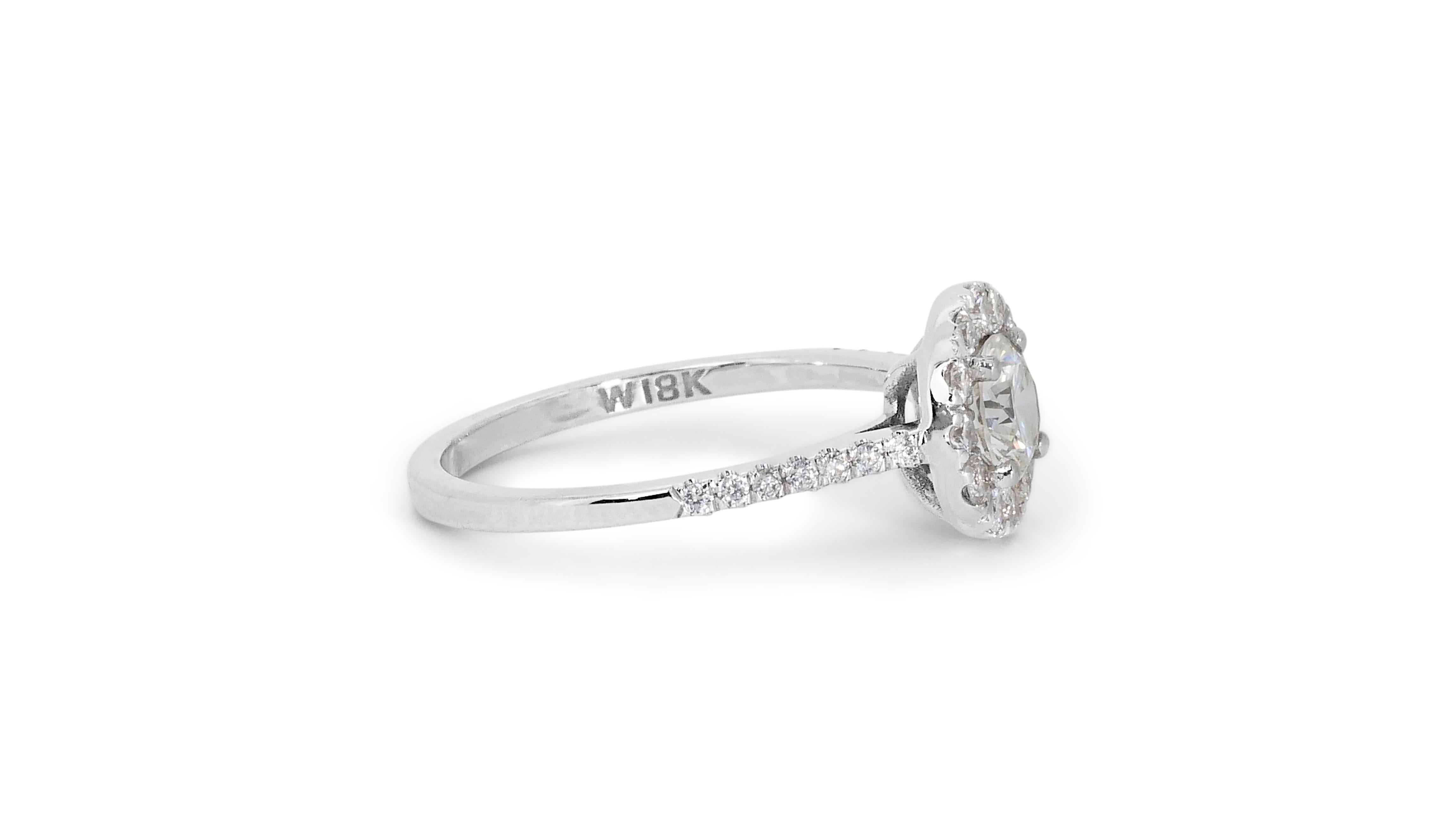Glamorous 1.30ct Diamonds Halo Ring in 18k White Gold - GIA Certified For Sale 2