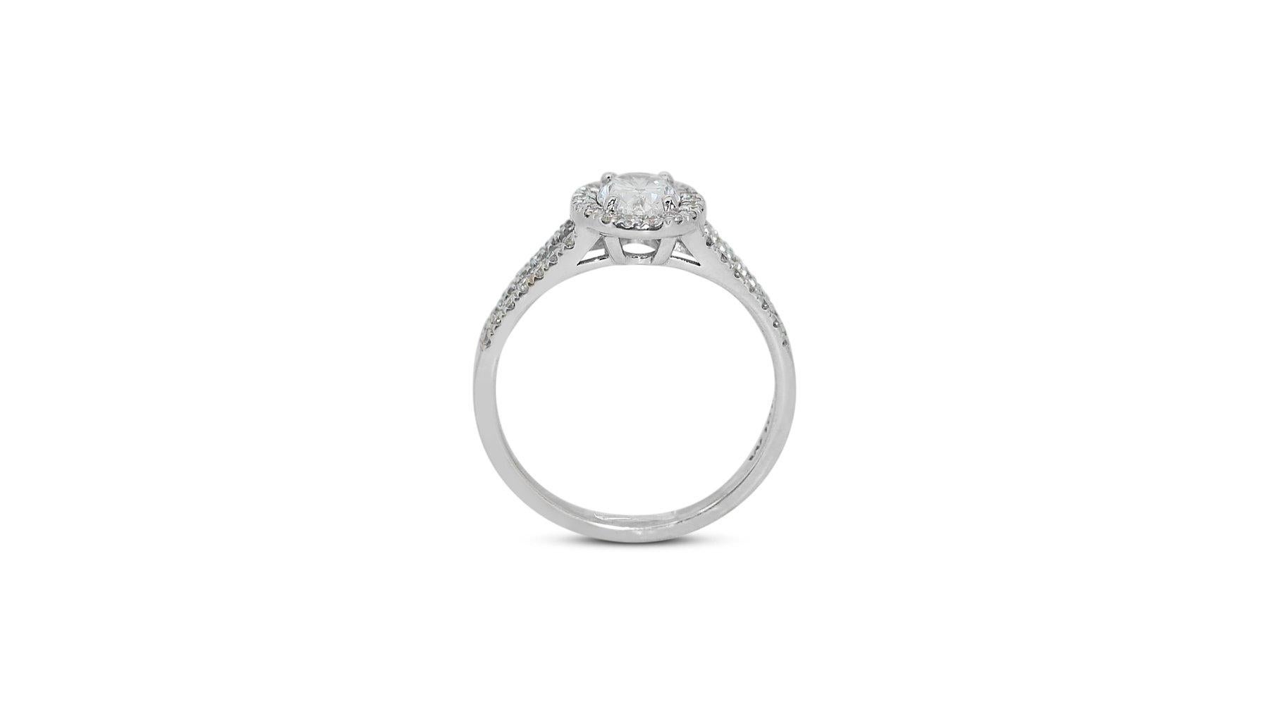Glamorous 1.30ct Oval Diamond Halo Ring in 18K White Gold - GIA Certified In New Condition For Sale In רמת גן, IL