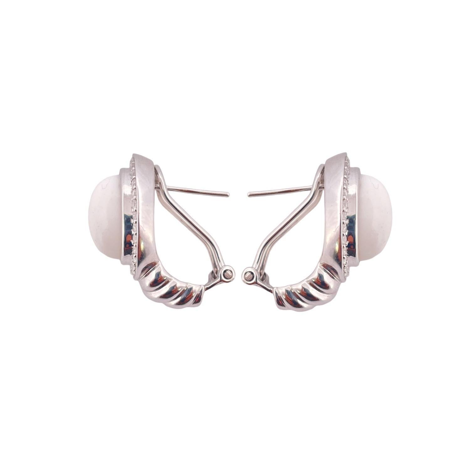 Retro Glamorous 14K White Gold diamonds and white oval earrings For Sale