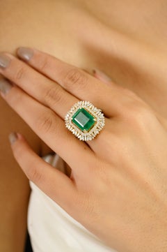 Glamorous 14k Yellow Gold Cocktail Ring with Emerald-Cut Emerald & Diamonds