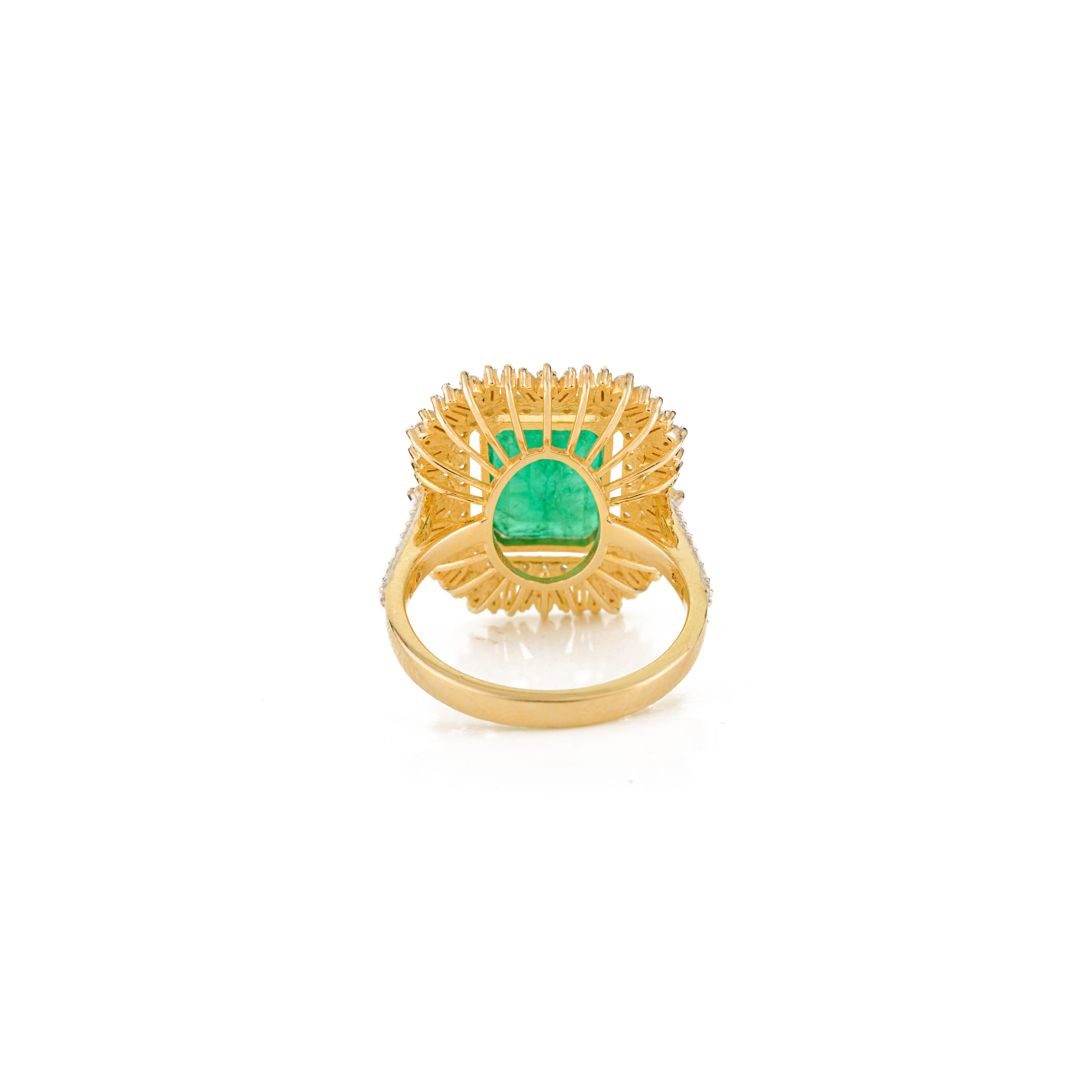 En vente :  Bague cocktail en or jaune 14k avec émeraude et diamants 5