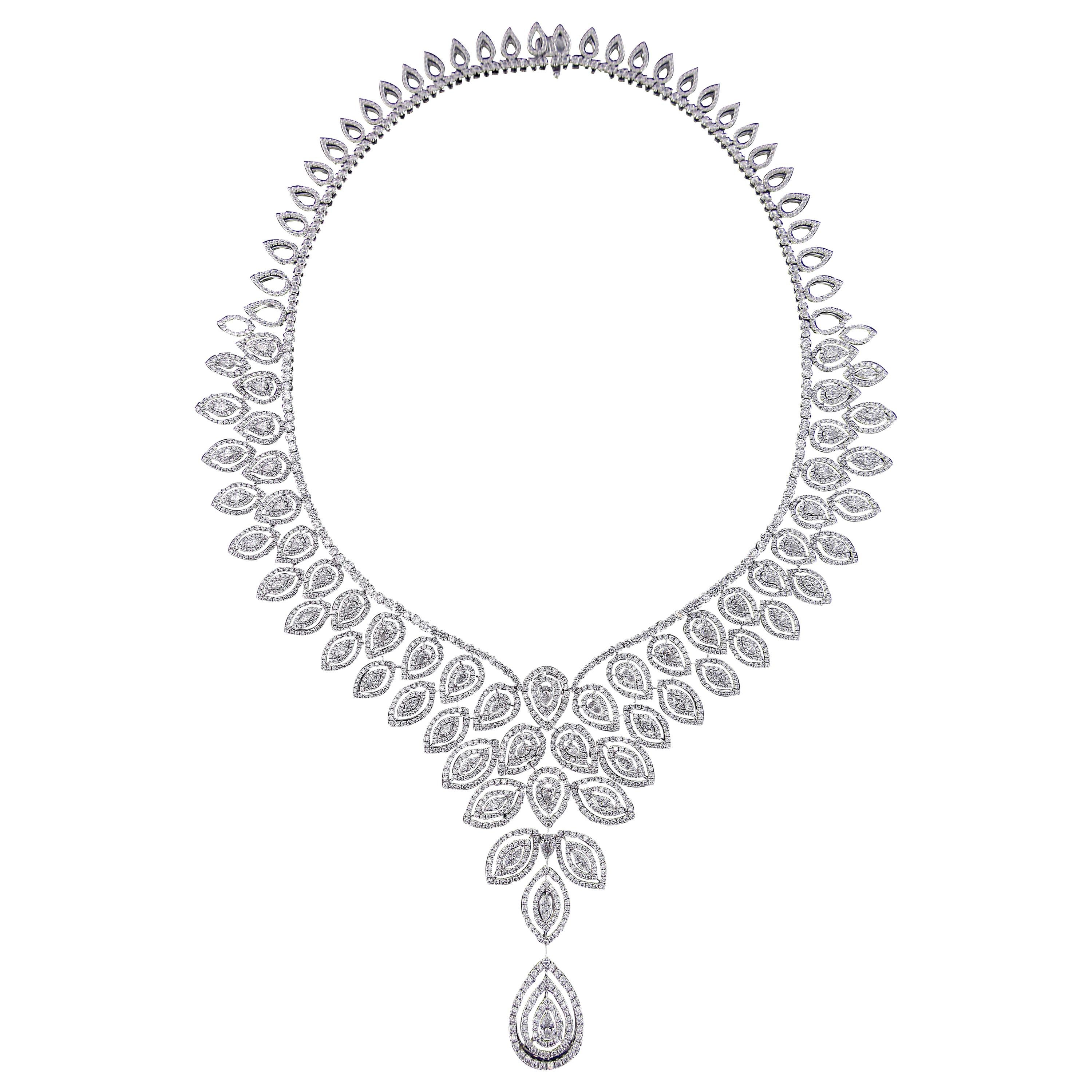 GILIN 18 Karat 29.92 Carat White Gold, Classic White Diamond Necklace