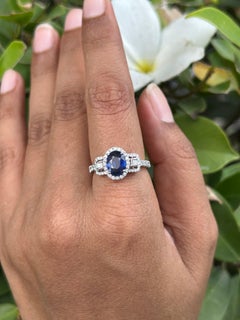 18k Solid White Gold Faceted Blue Sapphire Diamond Engagement Ring Certified