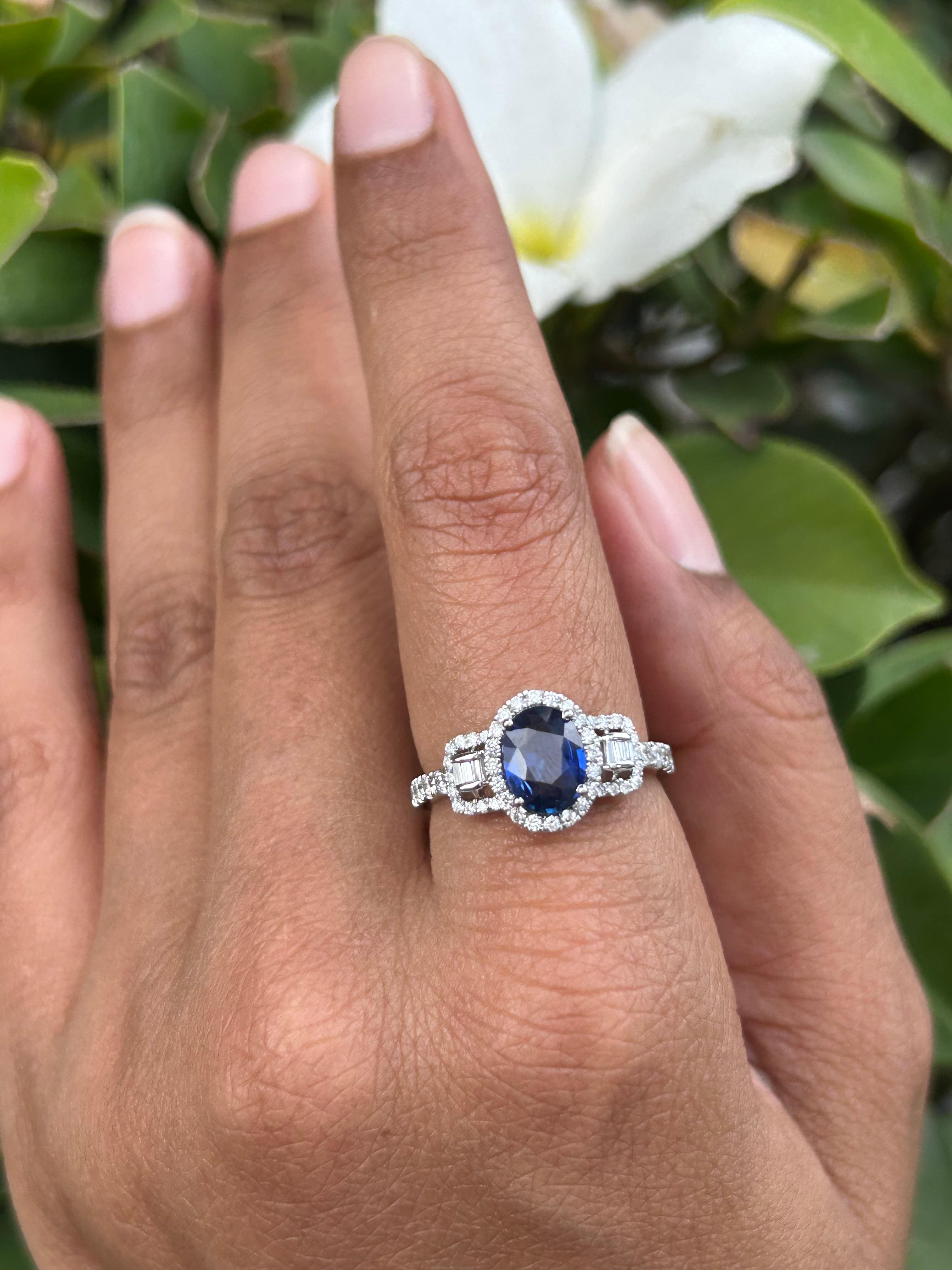 For Sale:  18k Solid White Gold Faceted Blue Sapphire Diamond Engagement Ring Certified 8