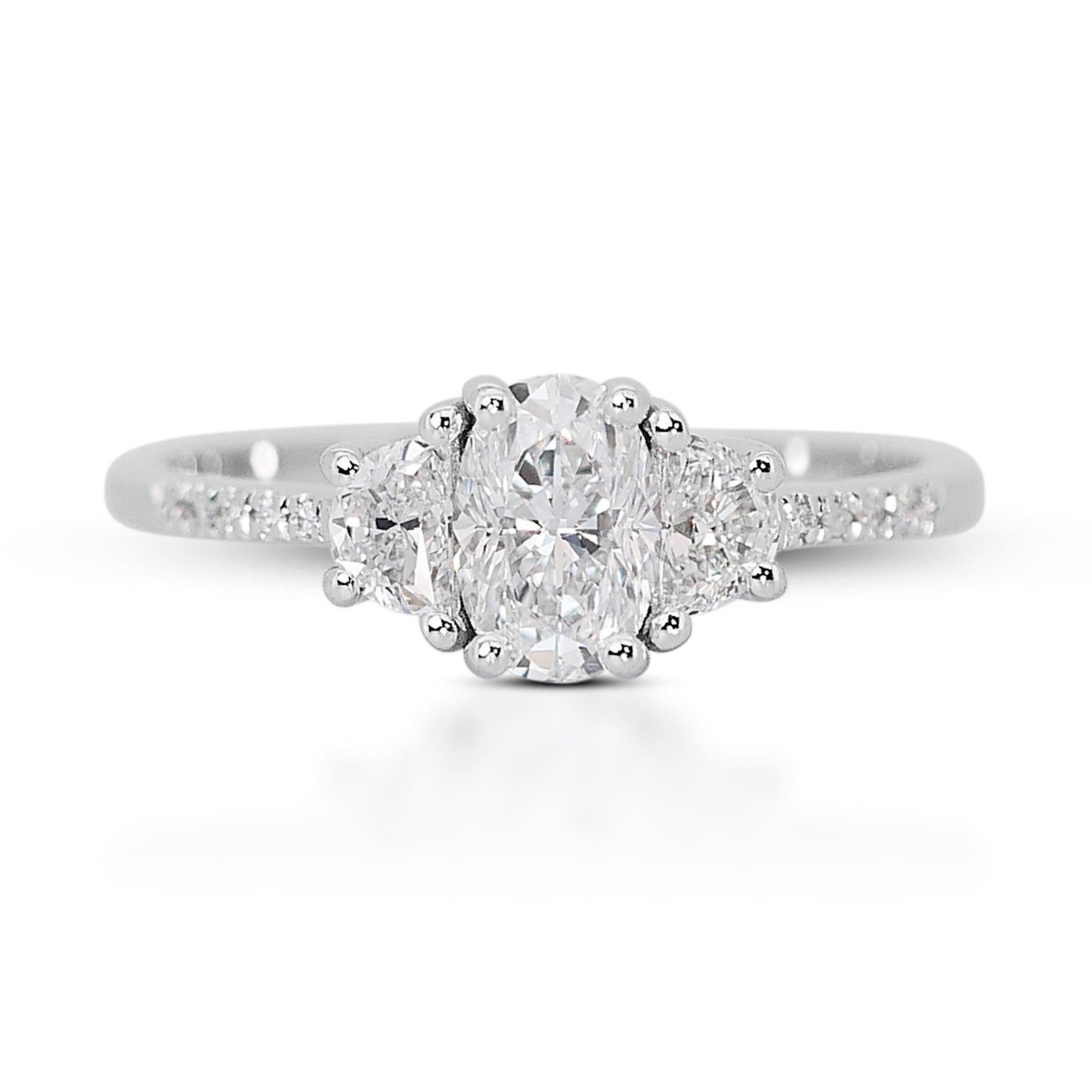 Glamorous 18K White Gold Natural Diamond Halo Ring w/1.34ct - GIA Certif For Sale 3