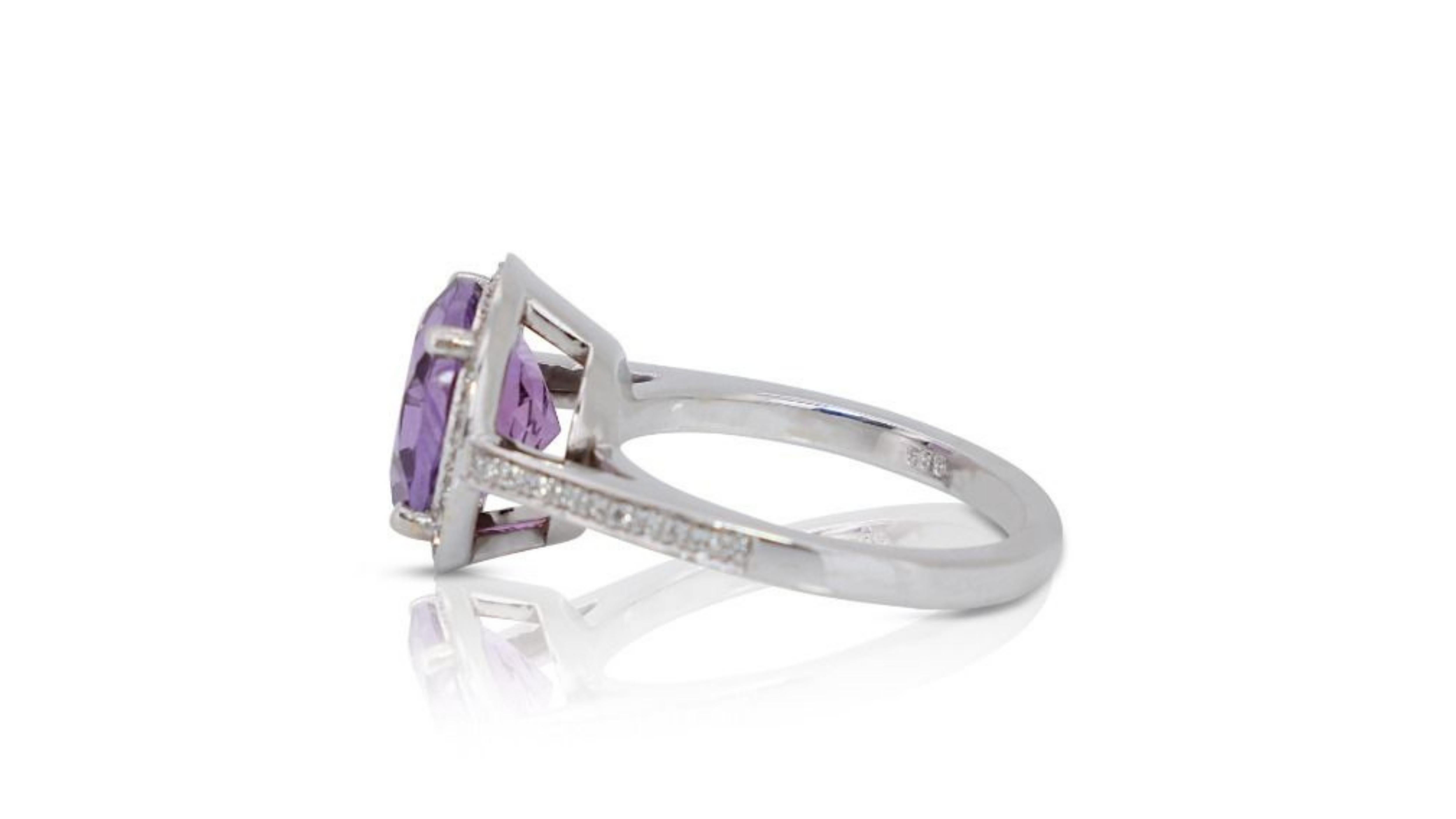 Glamorous 18k White Gold Ring 3.52ct. Round Brilliant Pave Amethyst Ring For Sale 1