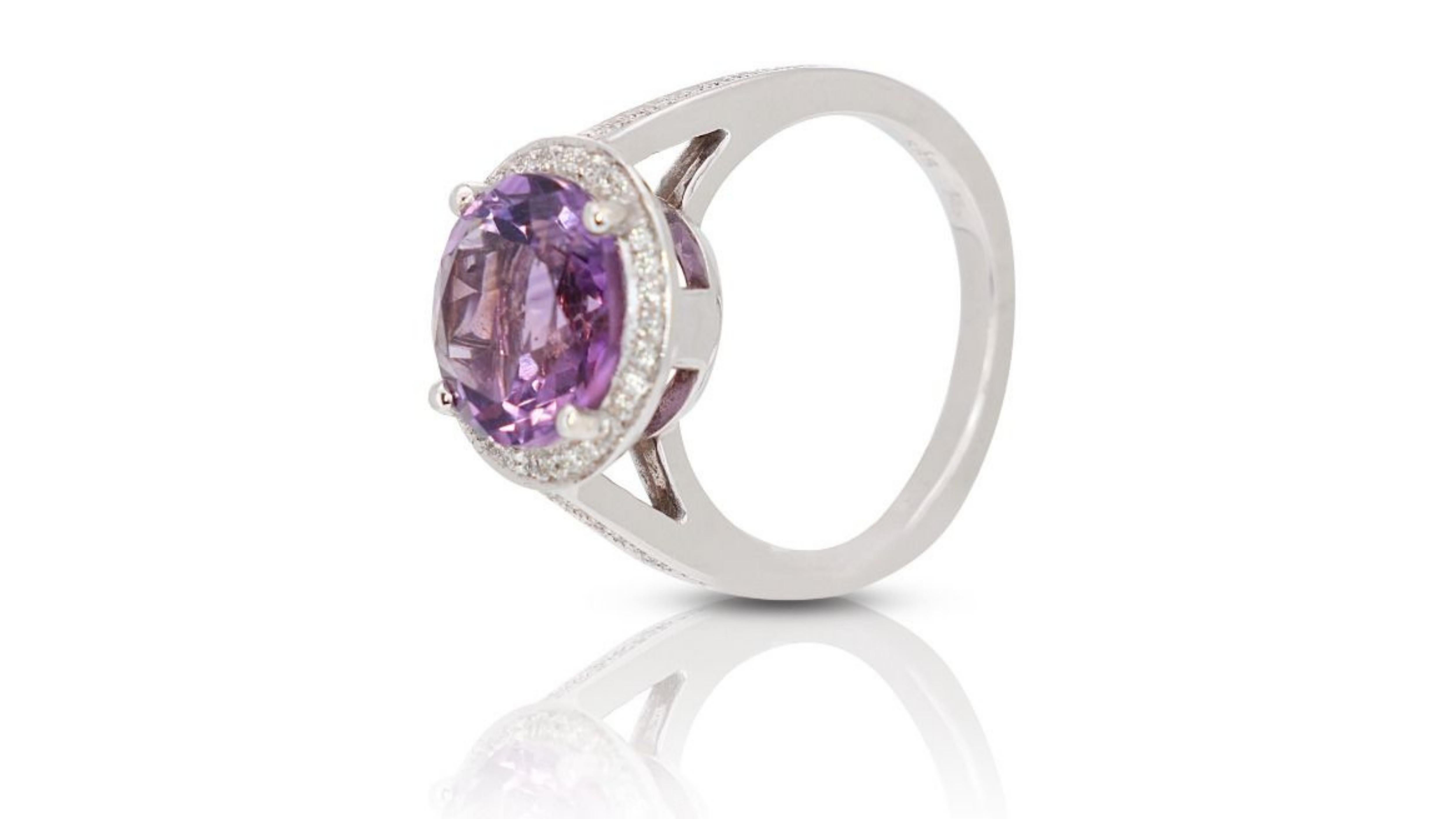 Glamorous 18k White Gold Ring 3.52ct. Round Brilliant Pave Amethyst Ring For Sale 2