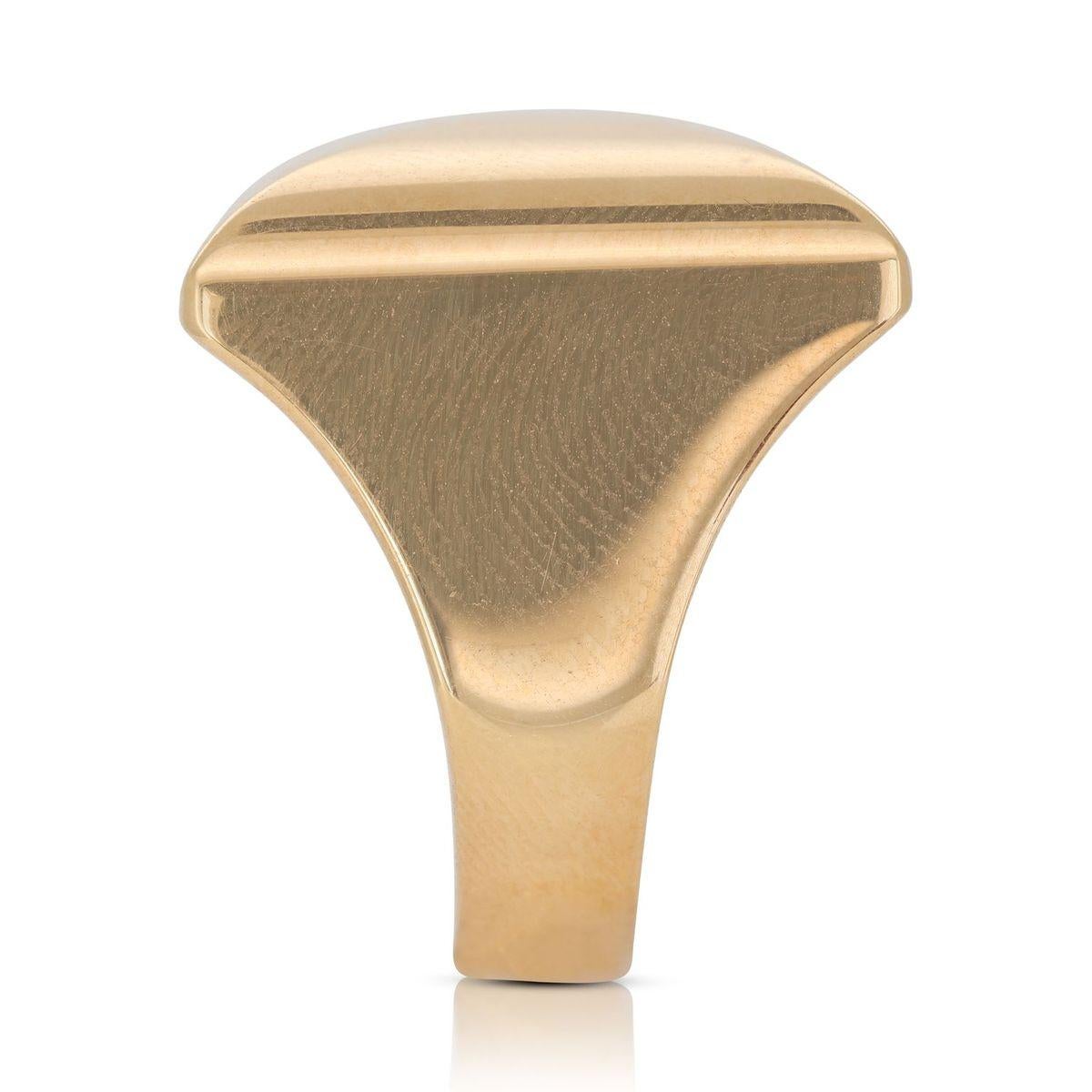 Women's Glamorous 18k Yellow Gold Dome Square Ring For Sale