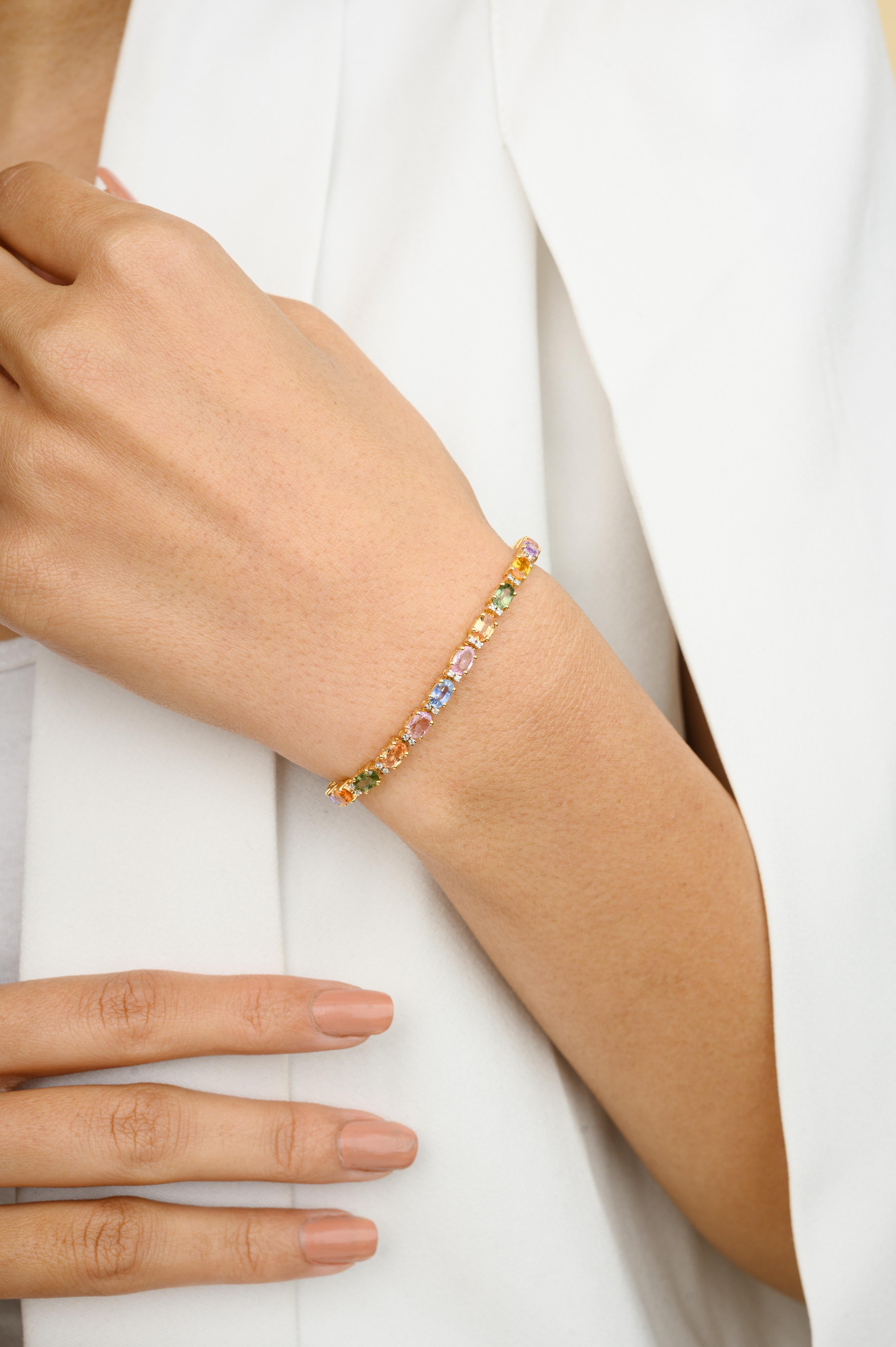 Taille ovale Bracelet tennis pour femmes en or jaune 18 carats avec plusieurs saphirs et diamants  en vente