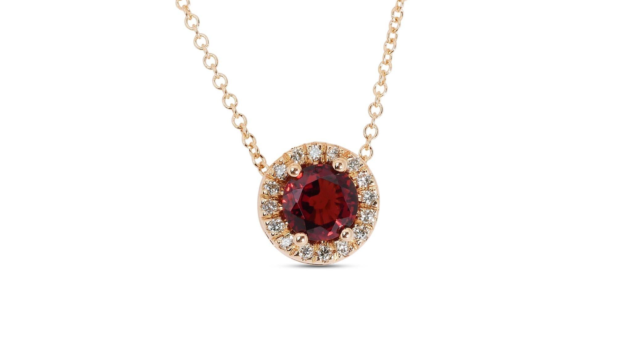 Round Cut Glamorous 18k Yellow Gold Necklace w/ 0.8ct Garnet and Natural Diamonds IGI Cert