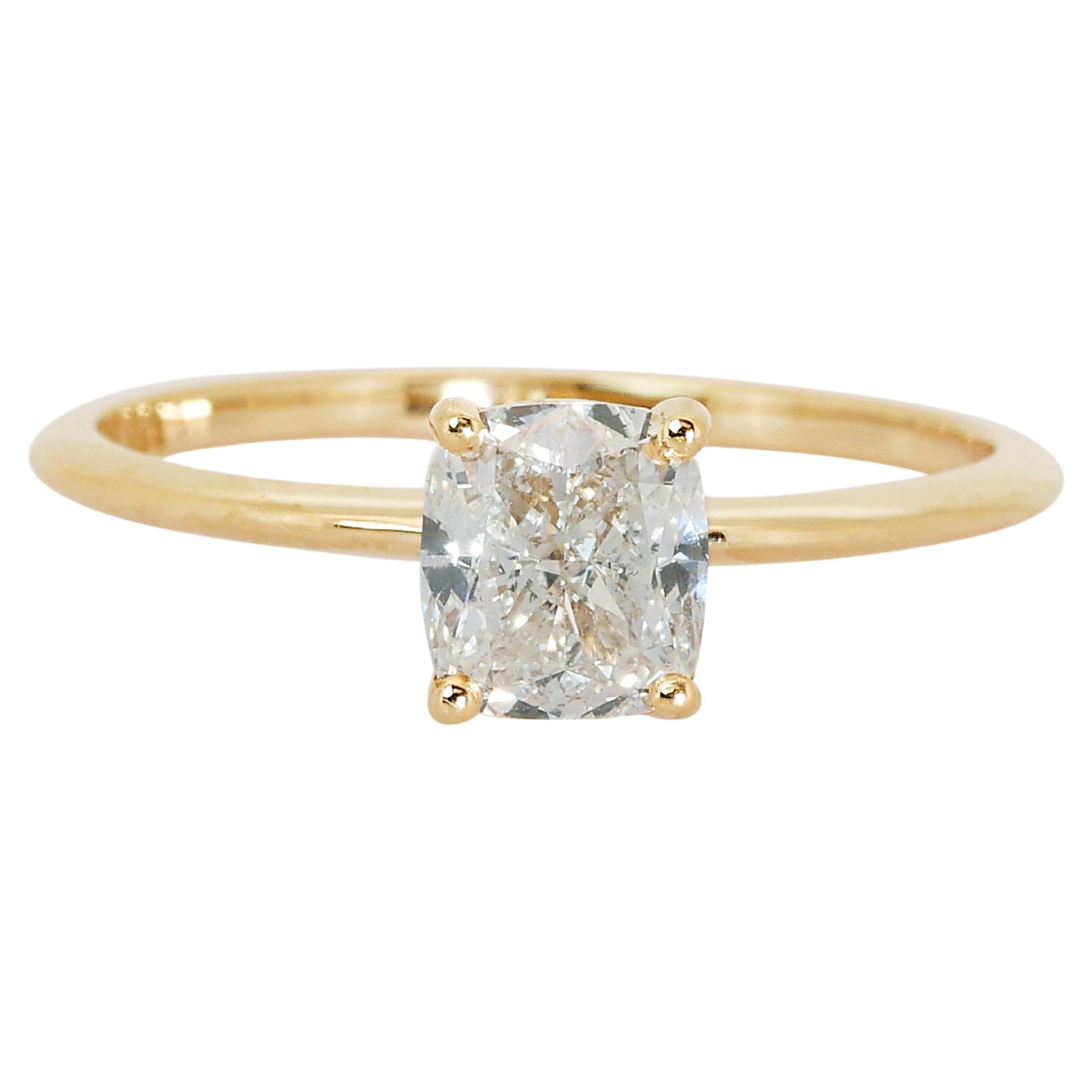 Glamorous 18k Yellow Gold Solitaire Ring w/ 1.02 Carat Natural Diamonds IGI Cert For Sale