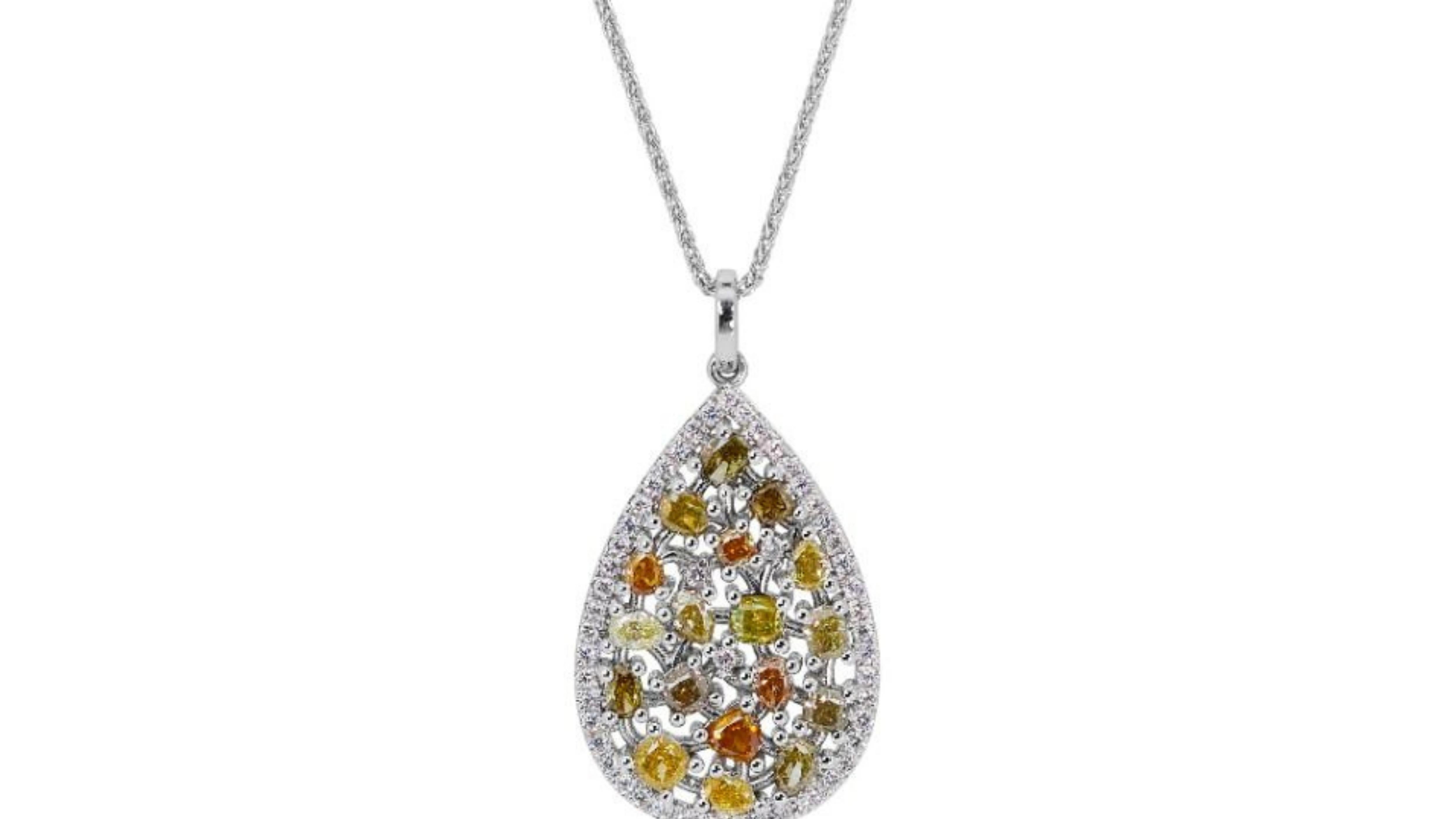 Glamorous 2.17ct. Mixed Cut Stud Diamond Necklace In New Condition For Sale In רמת גן, IL