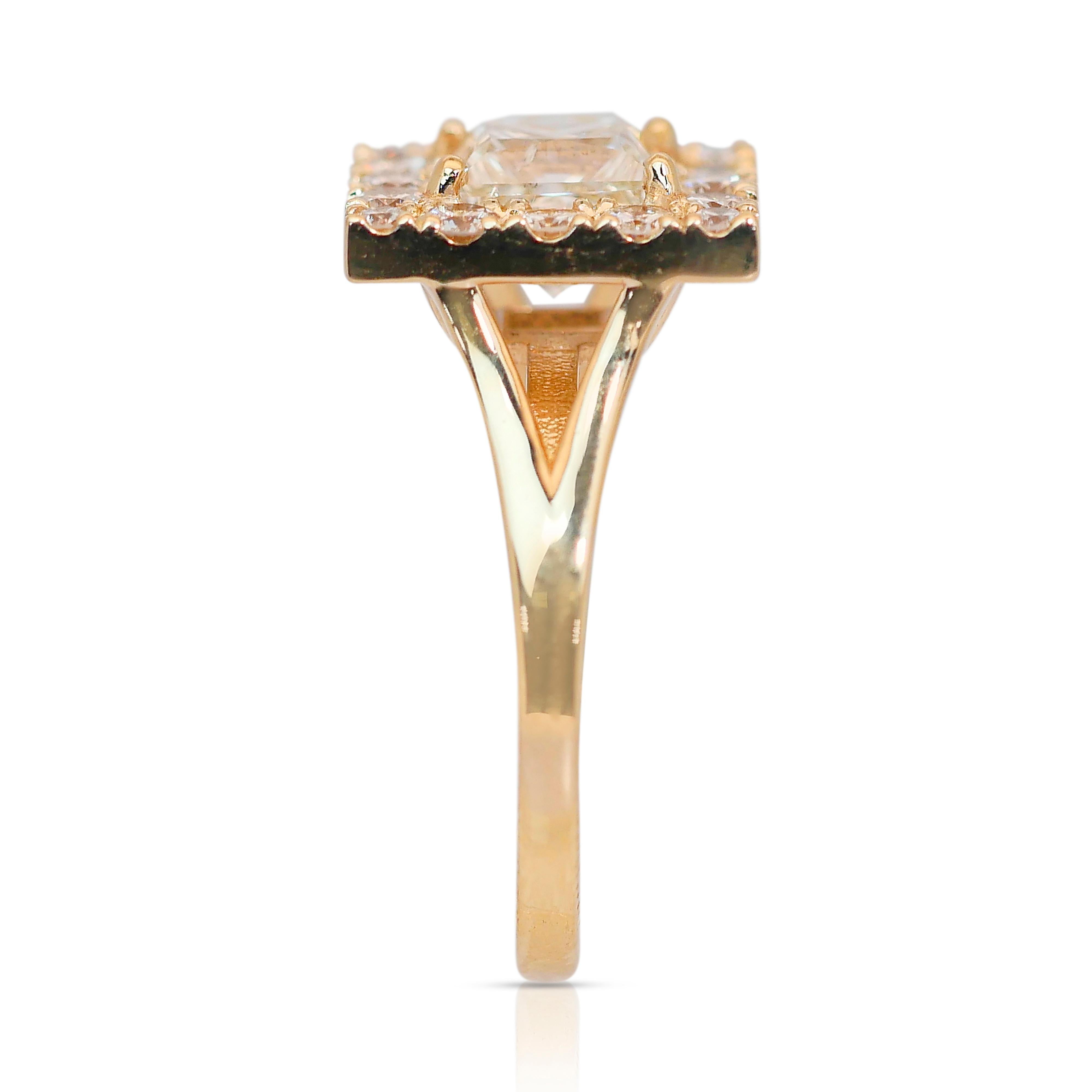 Anello aureola con 2,28 carati di diamanti in oro giallo 18 carati - Certificato IGI in vendita 3