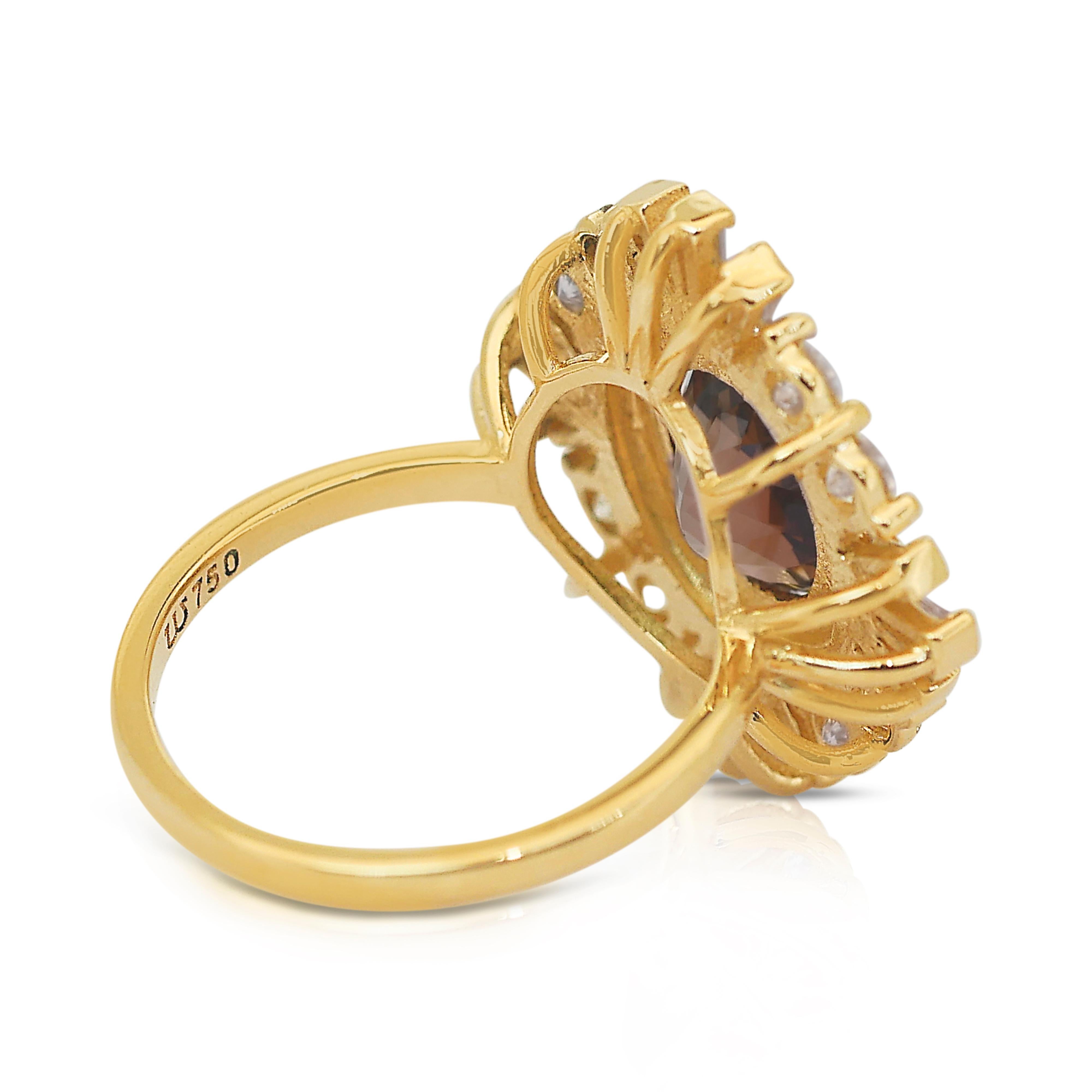Bague glamour en or jaune 18 carats, diamants et Andalusite de 4,36 carats Neuf - En vente à רמת גן, IL