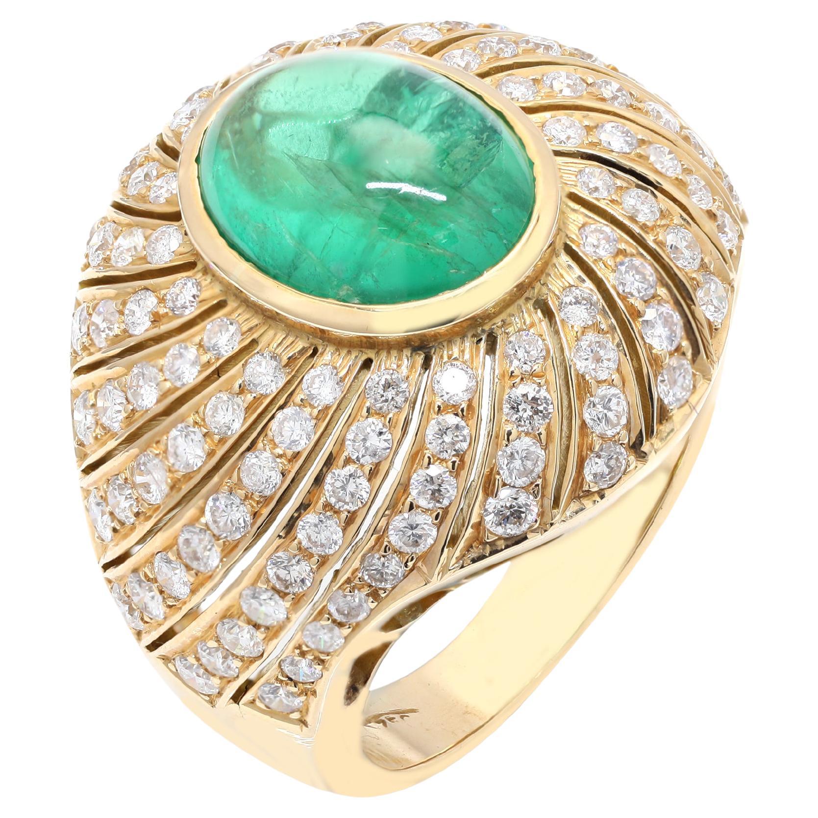 For Sale:  Mesmerizing 4.38 Carat Emerald Cocktail Ring with Diamonds in 18K Yellow Gold