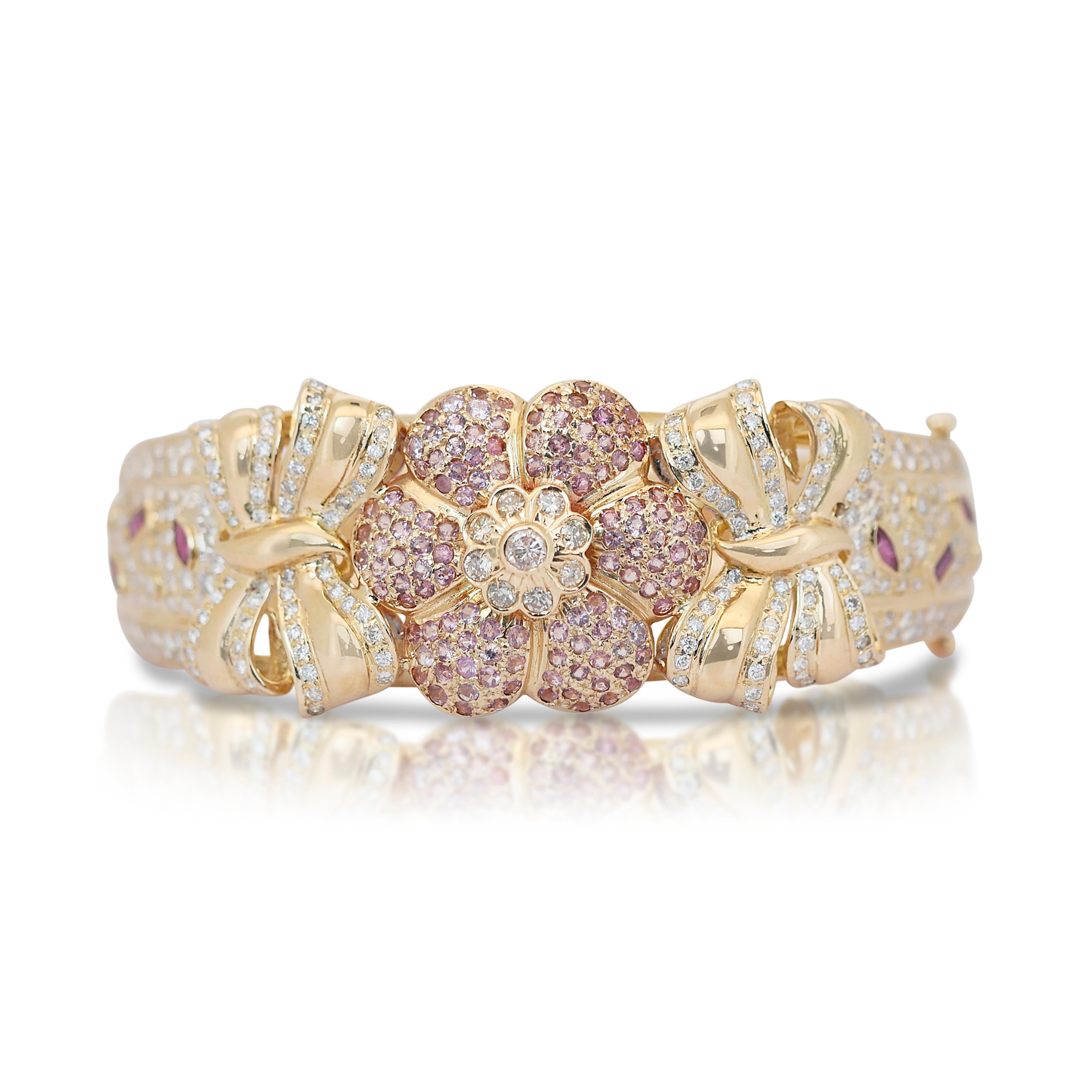 Glamorous 6.23ct Diamond Bracelet in 18k Yellow Gold - IGI Certified For Sale 3
