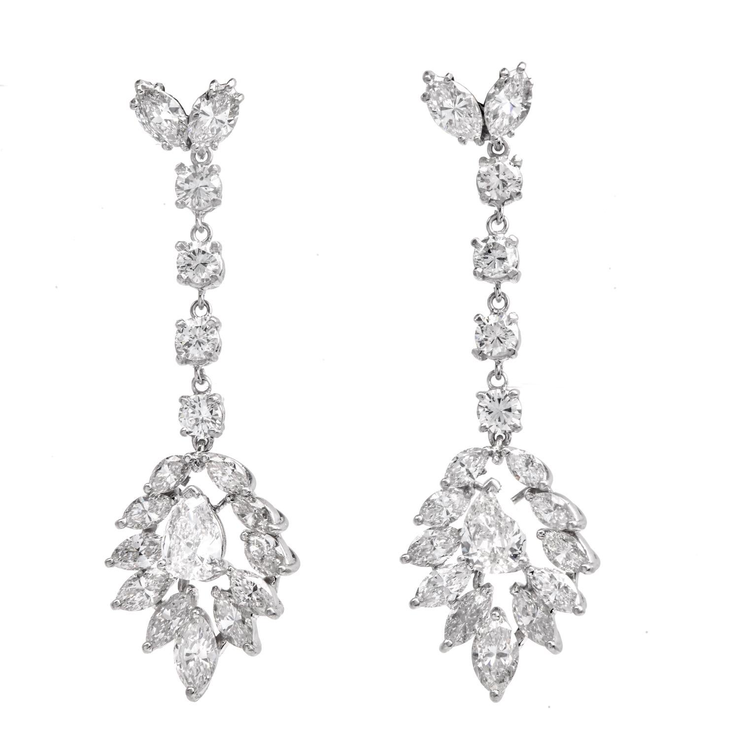 Glamurosos pendientes colgantes de oro de 18 quilates con diamantes de 8,10 quilates Retro en venta