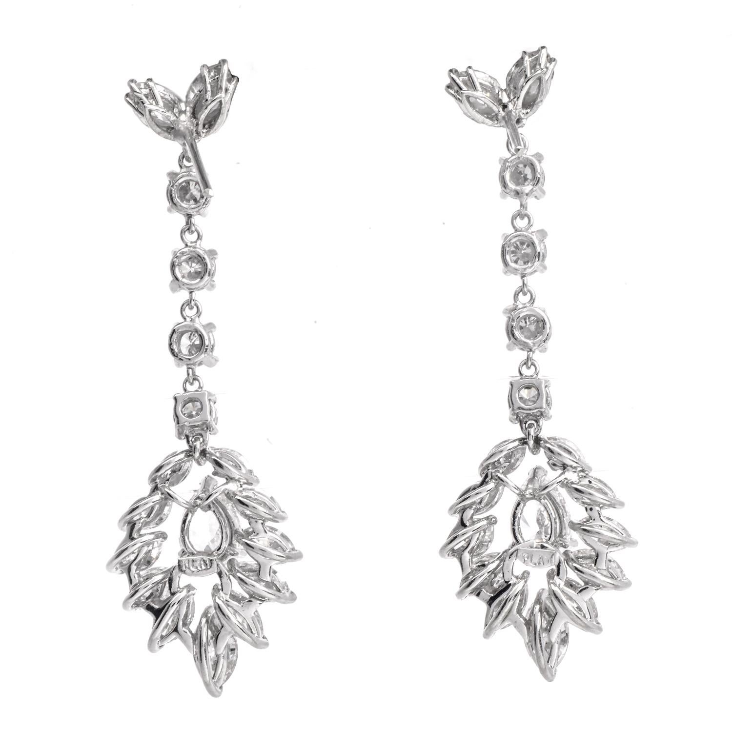 Glamurosos pendientes colgantes de oro de 18 quilates con diamantes de 8,10 quilates Corte pera en venta