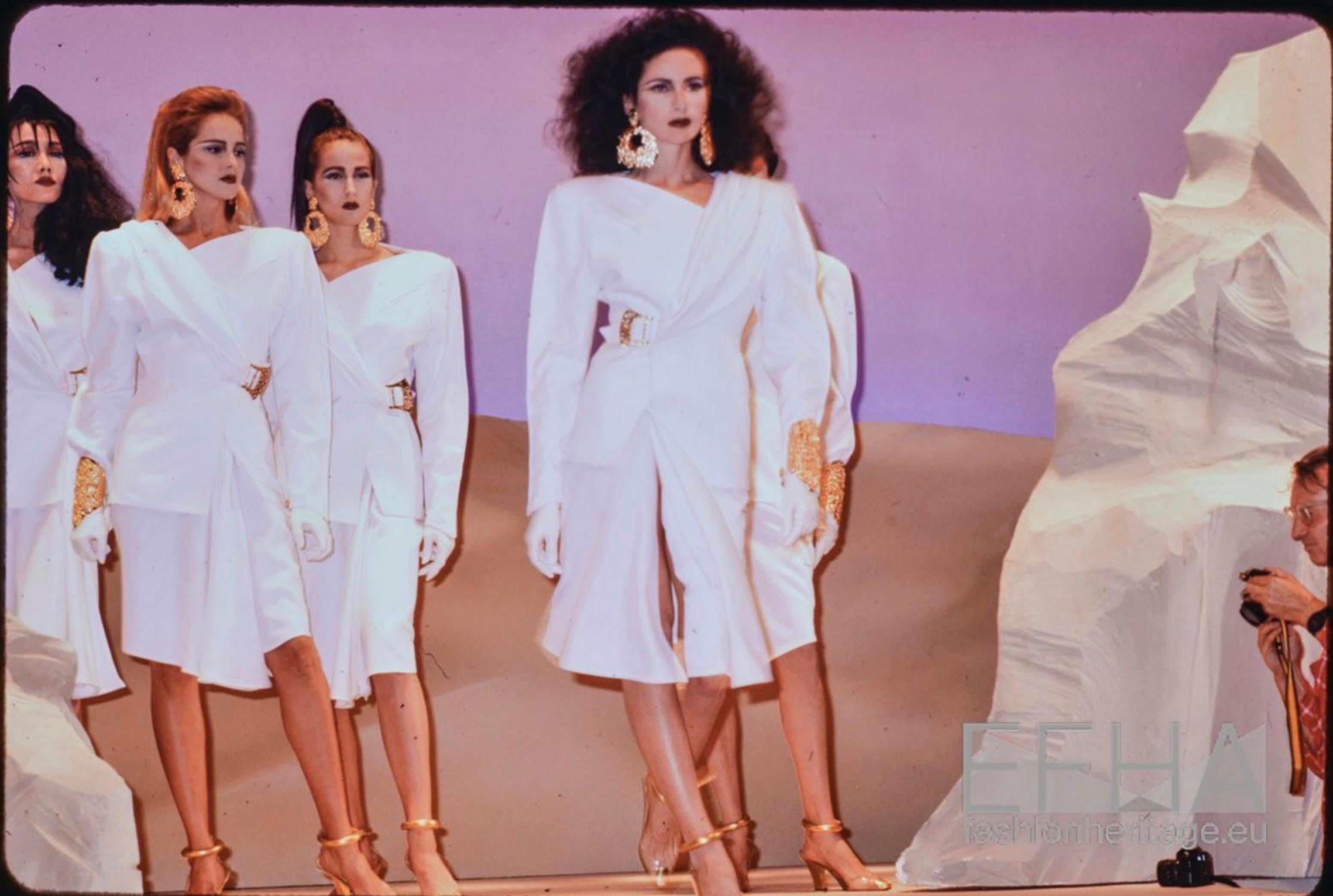 Glamorous Archival Thierry Mugler SS 1986 Gold White Iconic Skirtsuit For Sale 1
