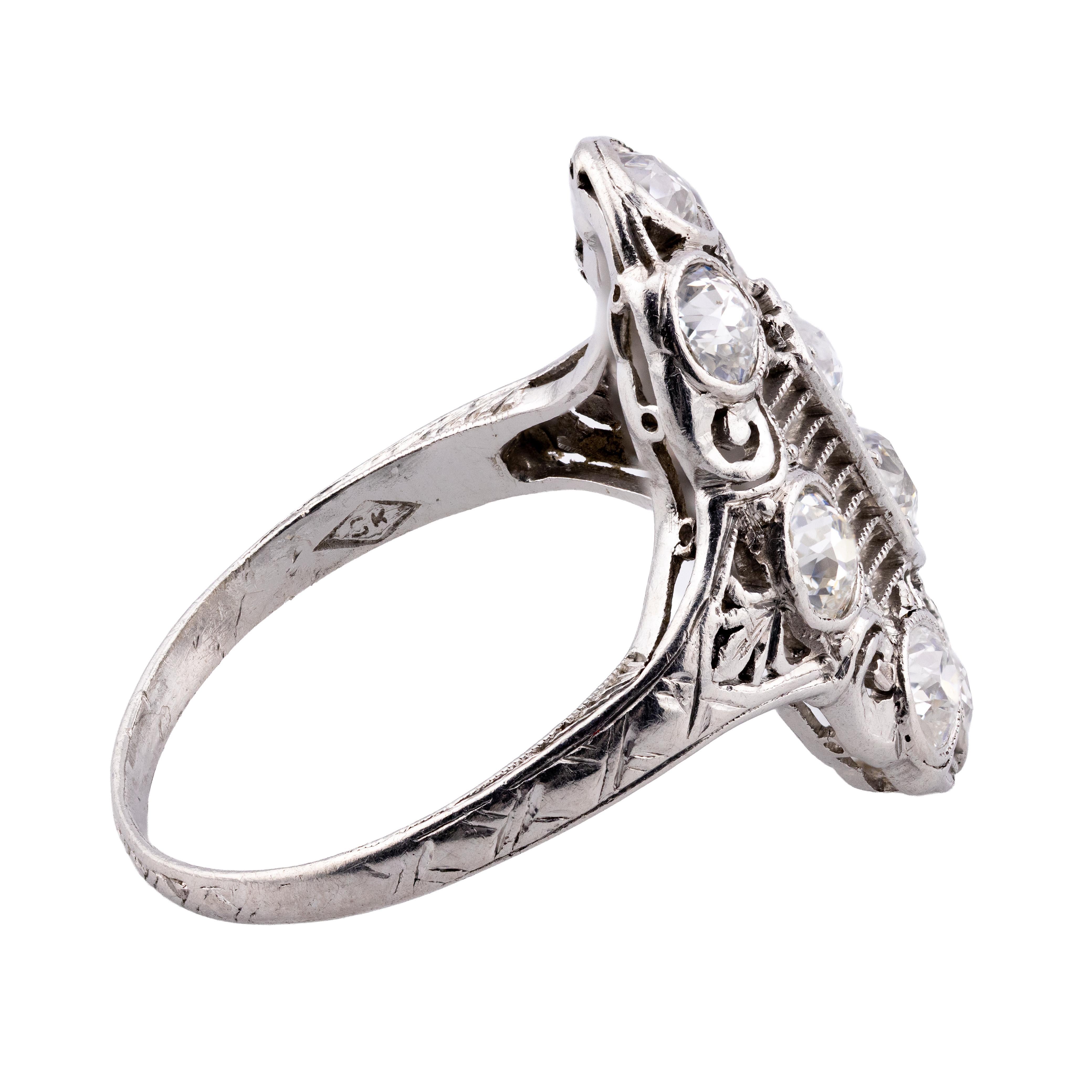 Taglio antico europeo Anello da cocktail con diamante Art Deco da 2,00 CTW in platino in vendita