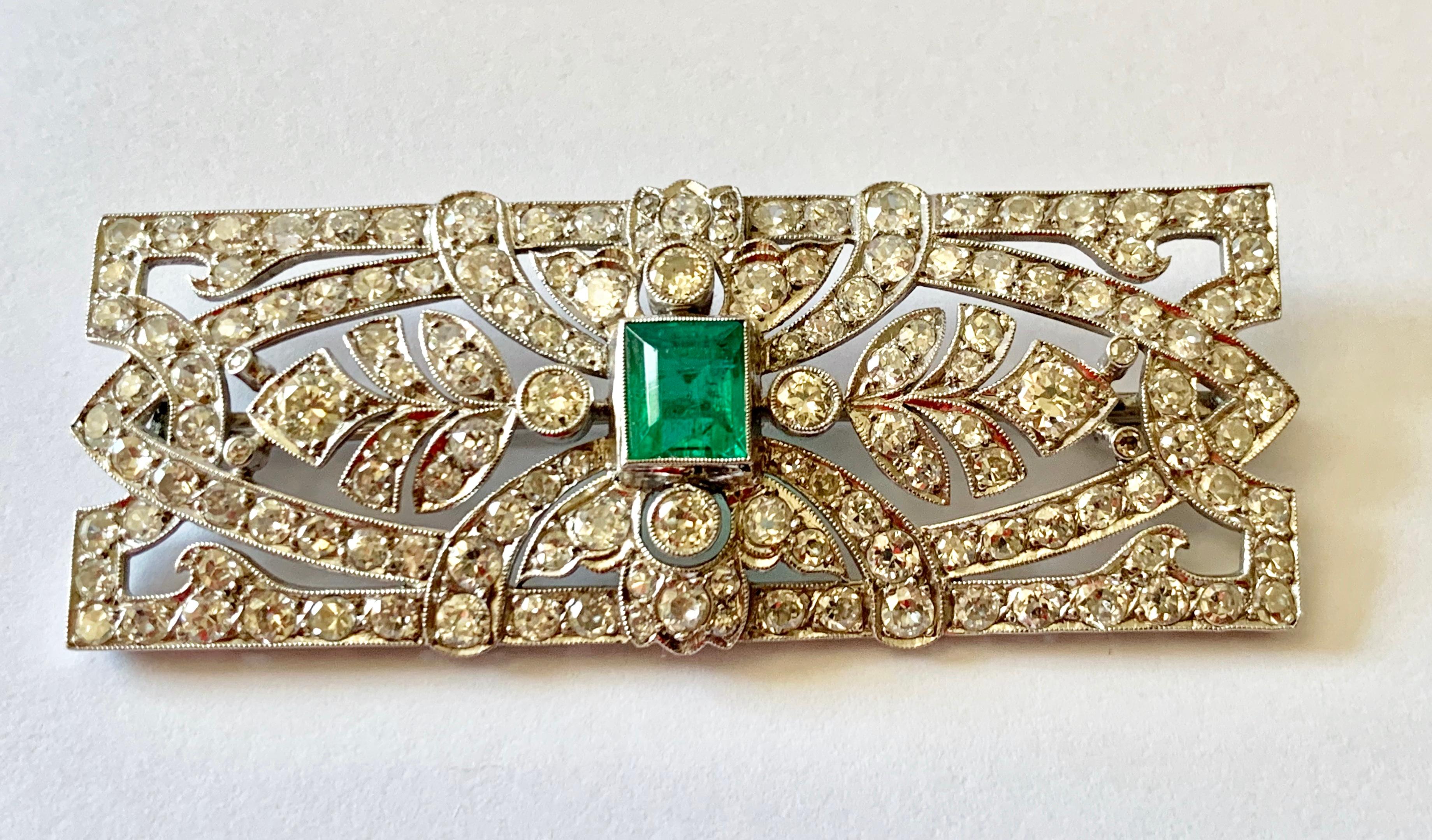 Emerald Cut Glamorous Art Deco Platinum Emerald and Diamond Brooch For Sale