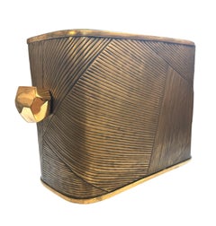 Glamurosa Cubitera de Latón