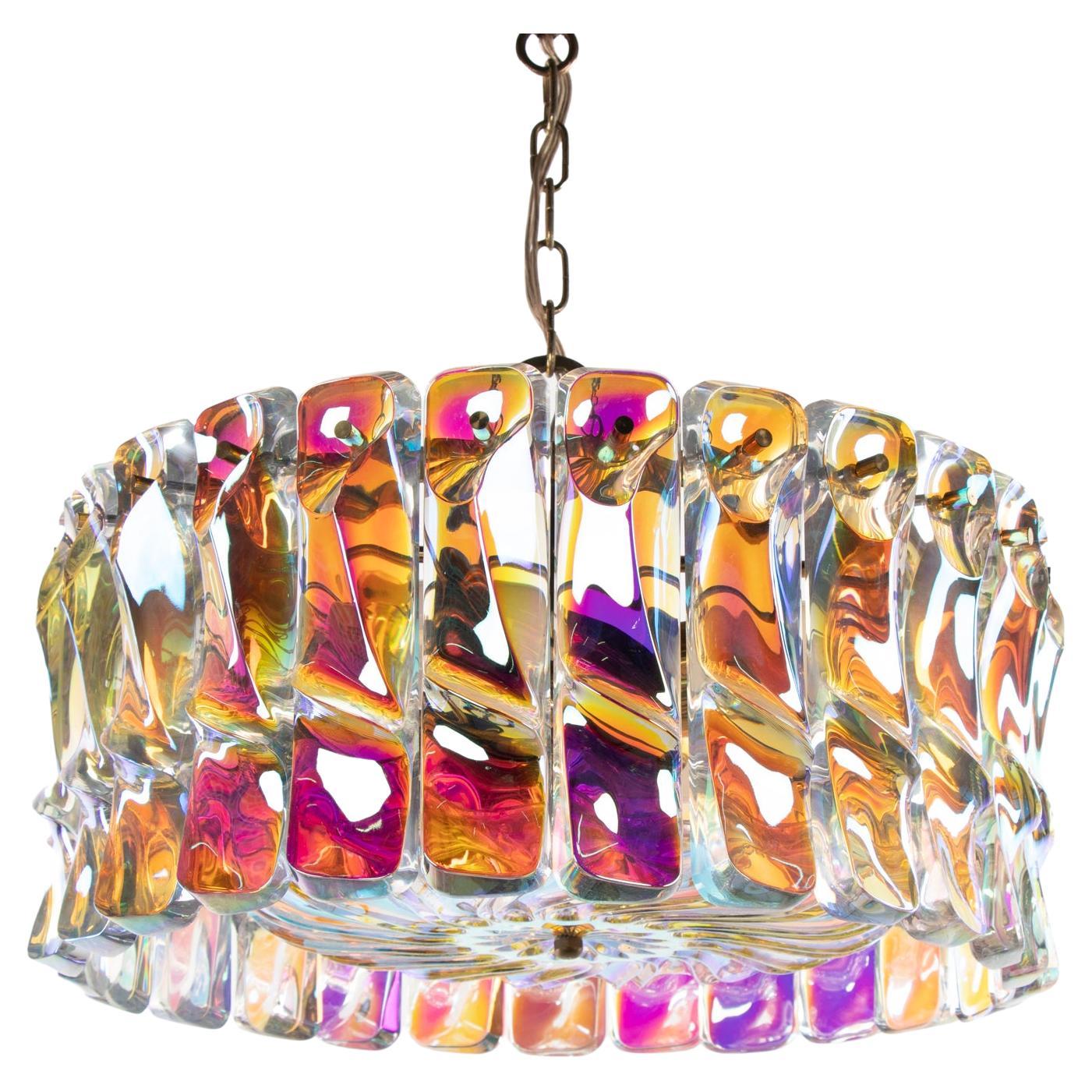1960 Italy Glamorous Chandelier with Iridescent Venini Murano Glass & Brass For Sale