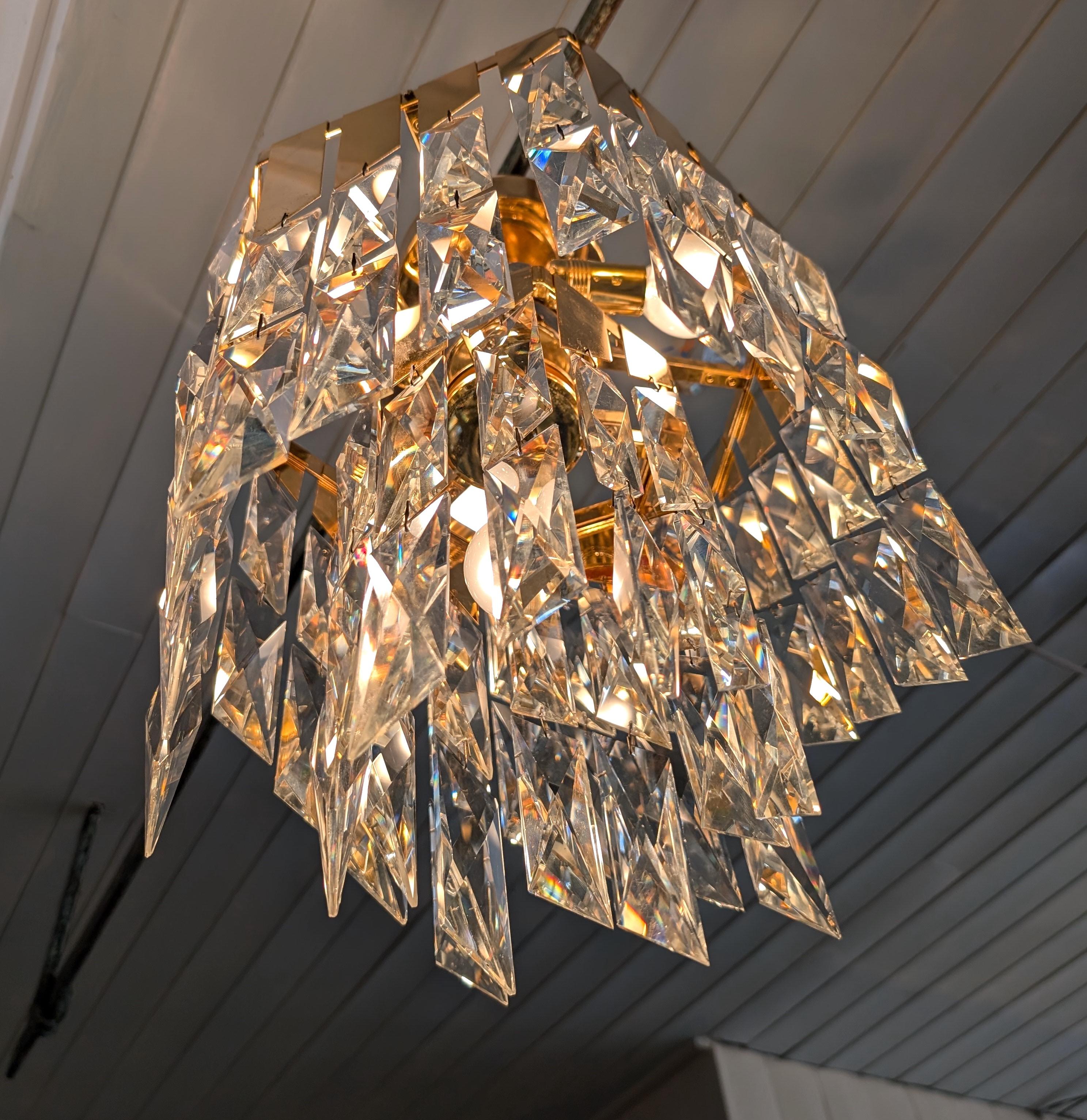 20th Century Vintage cut glass rhomboid & gold metal 1980s chandelier