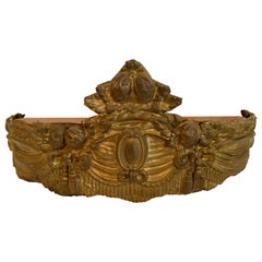 Glamouröse Diminutive Antike Vergoldete Metall Bettkrone Corona