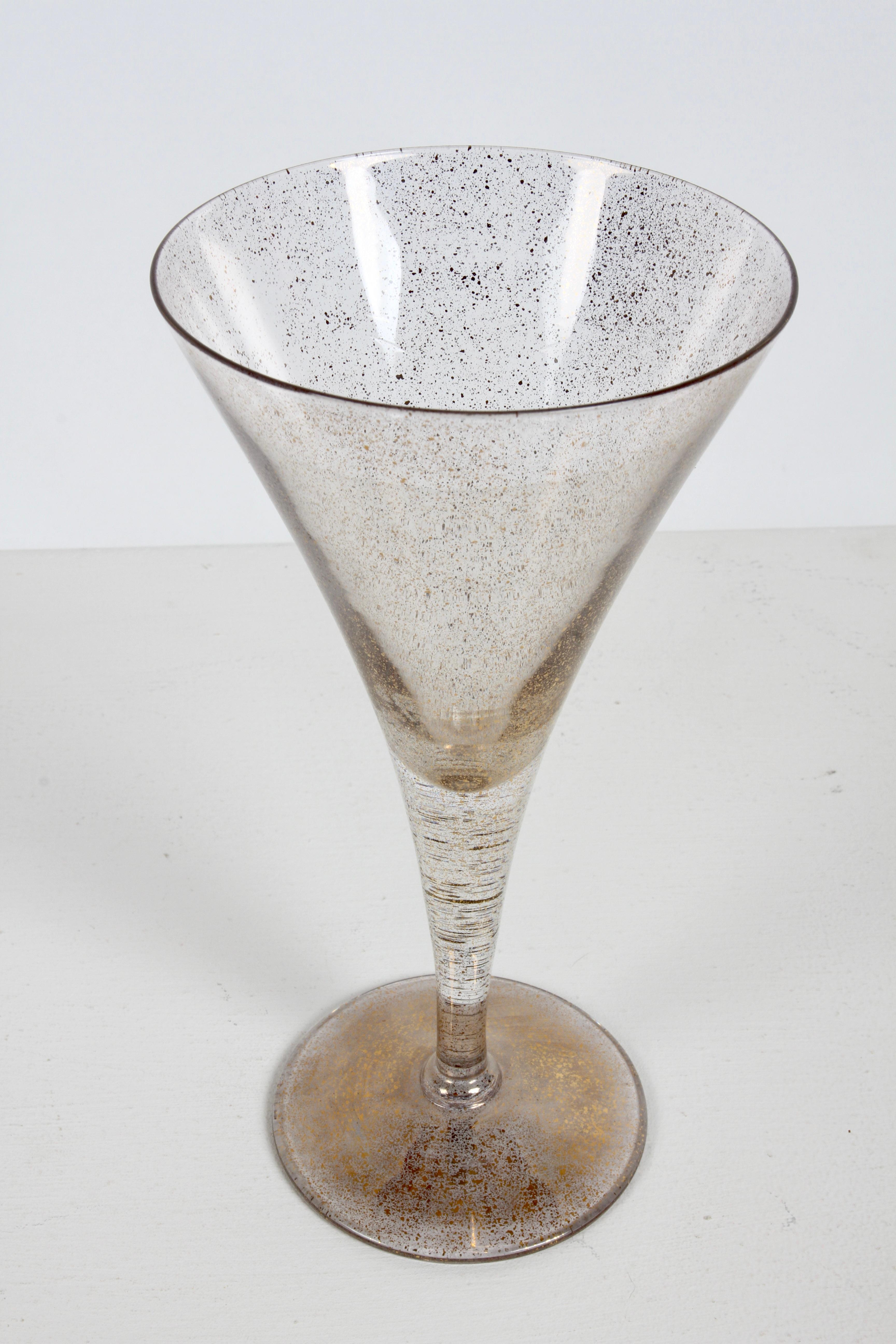 Glamorous Dorothy Thorpe 10 Piece set Gold Fleck Wine Glasses - Stemware Barware For Sale 2