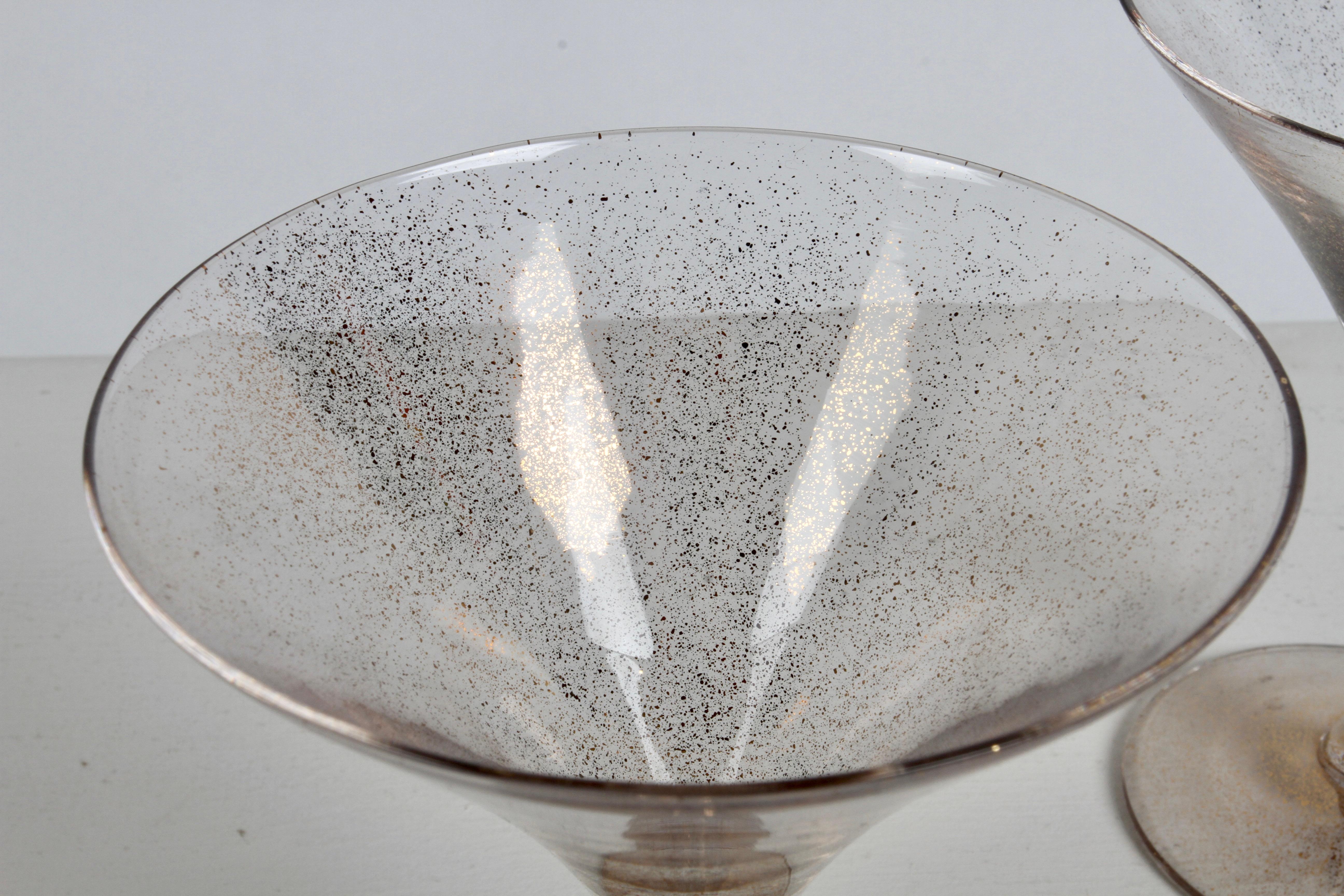 Glamorous Dorothy Thorpe 11 Piece Gold Fleck Martini Glasses - Desert Stemware For Sale 4