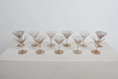 Glamorous Dorothy Thorpe 11 Piece Gold Fleck Martini Glasses - Desert Stemware
