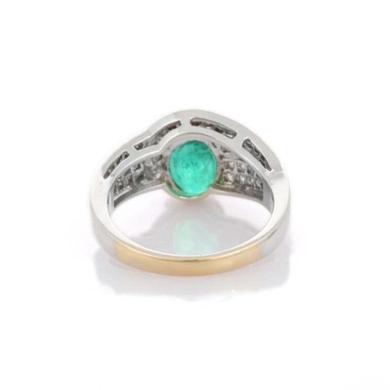 For Sale:  Glamorous Emerald Diamond Wedding Ring Gift in 18k Solid White Gold 9