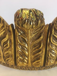 Glamorous Gilded Crown Corona Bed Wall Ornament