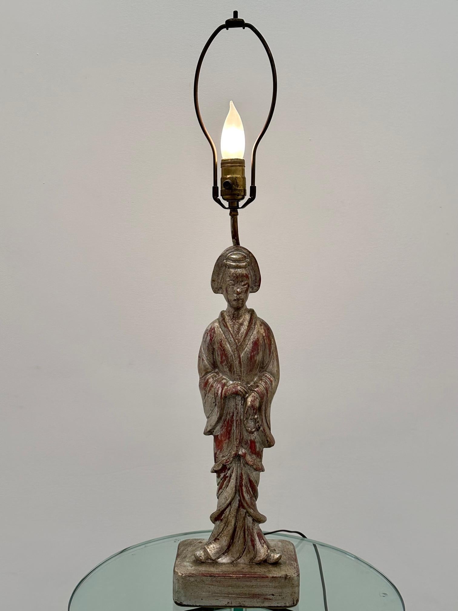 Glamorous Hand Carved Figural Silverleaf Table Lamp in the Style of James Mont In Good Condition For Sale In Hopewell, NJ